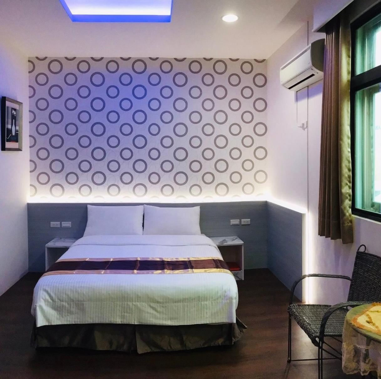 Double Room with Private Bathroom photo 1