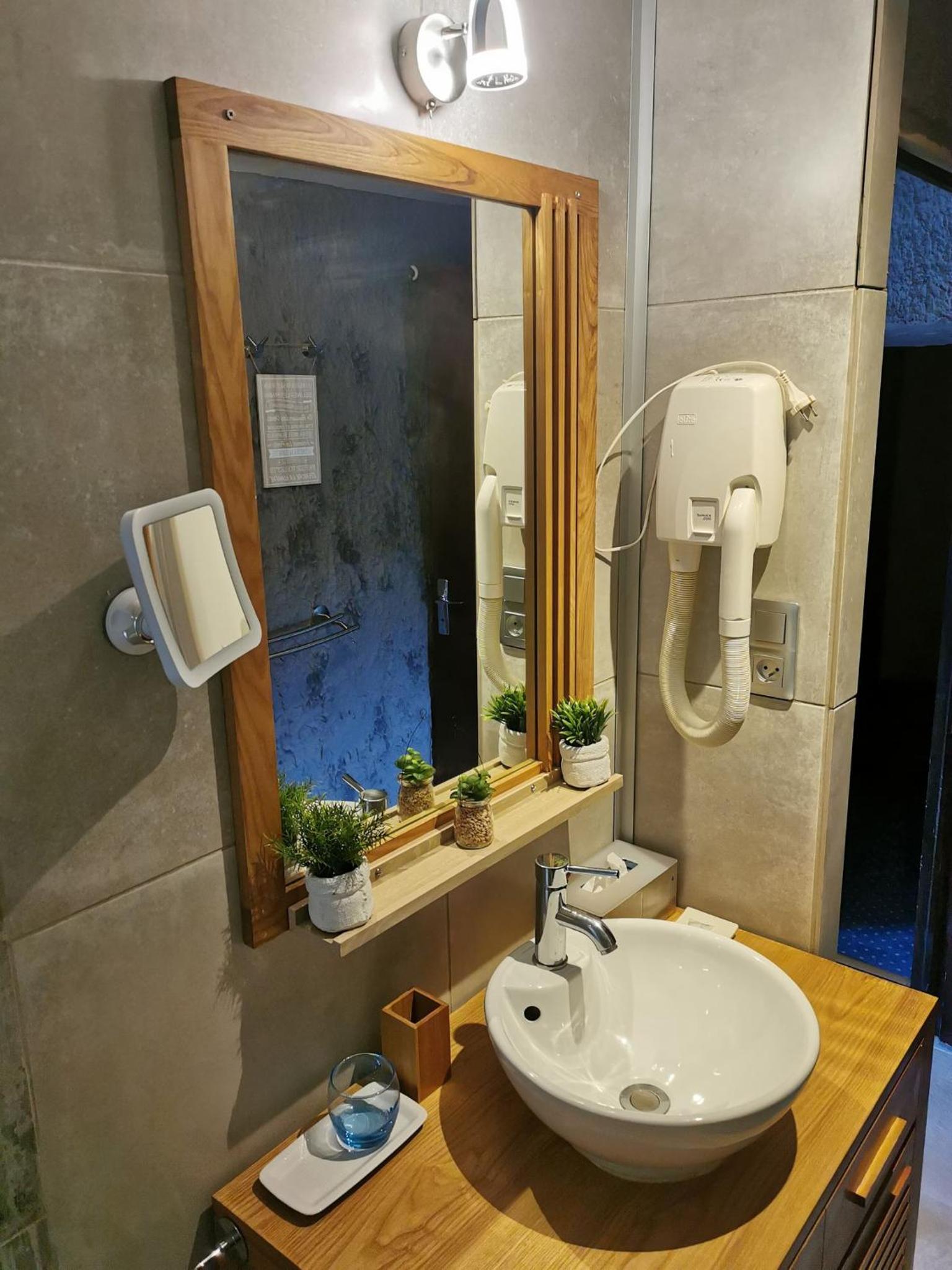 Comfort Quadruple Room - Photo 6