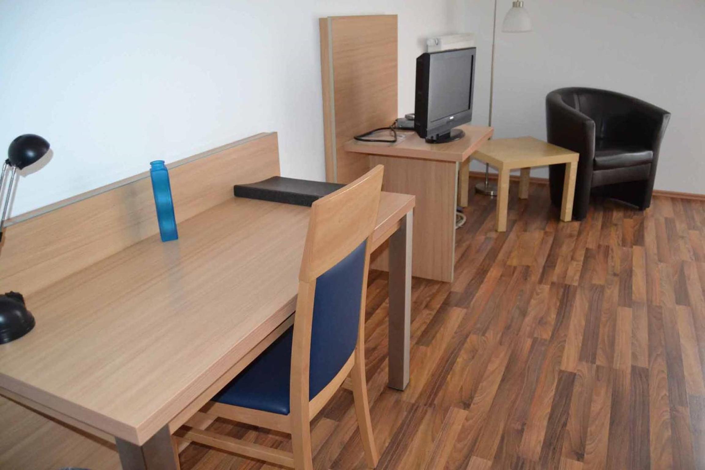 Single Room photo 2