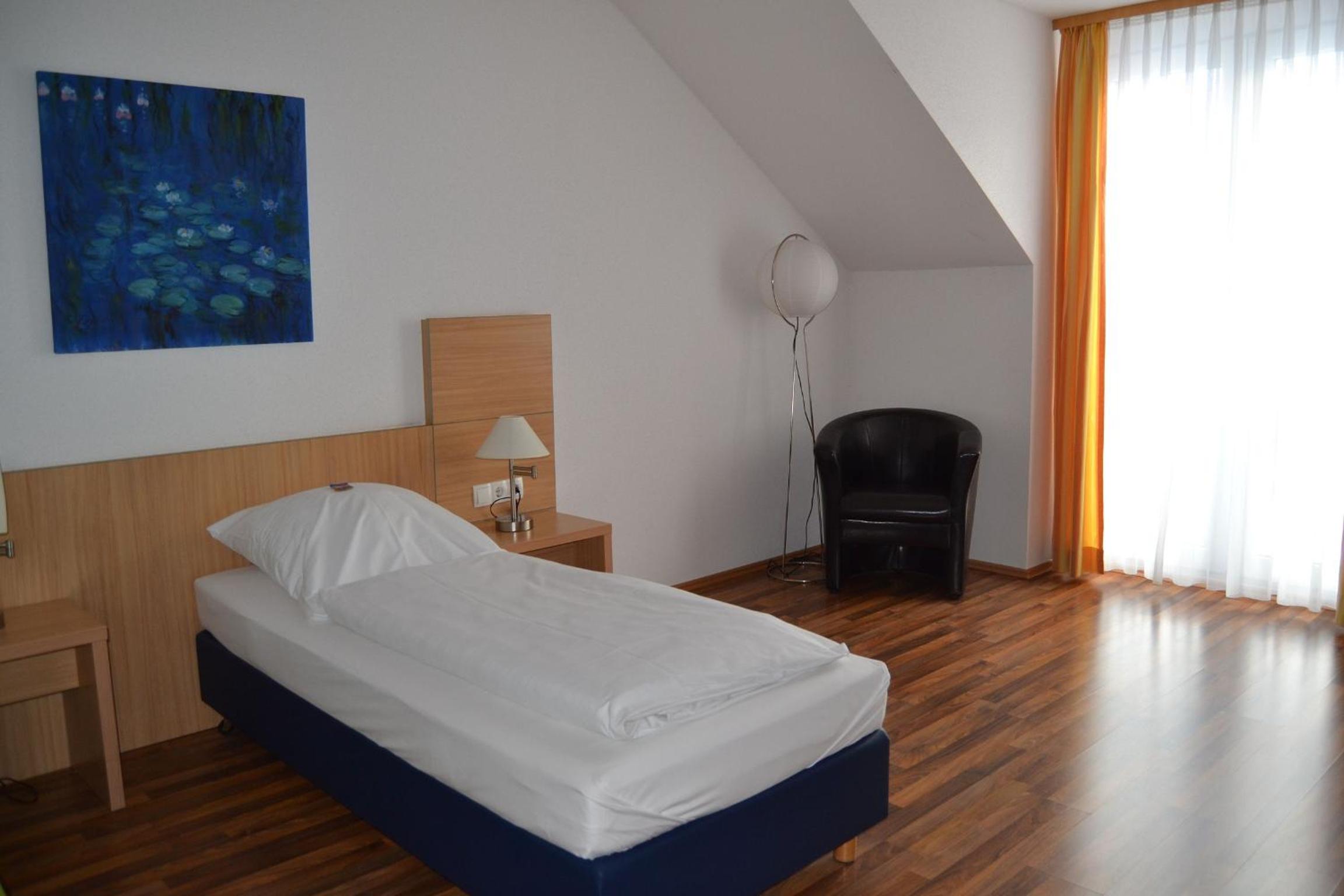 Single Room photo 1