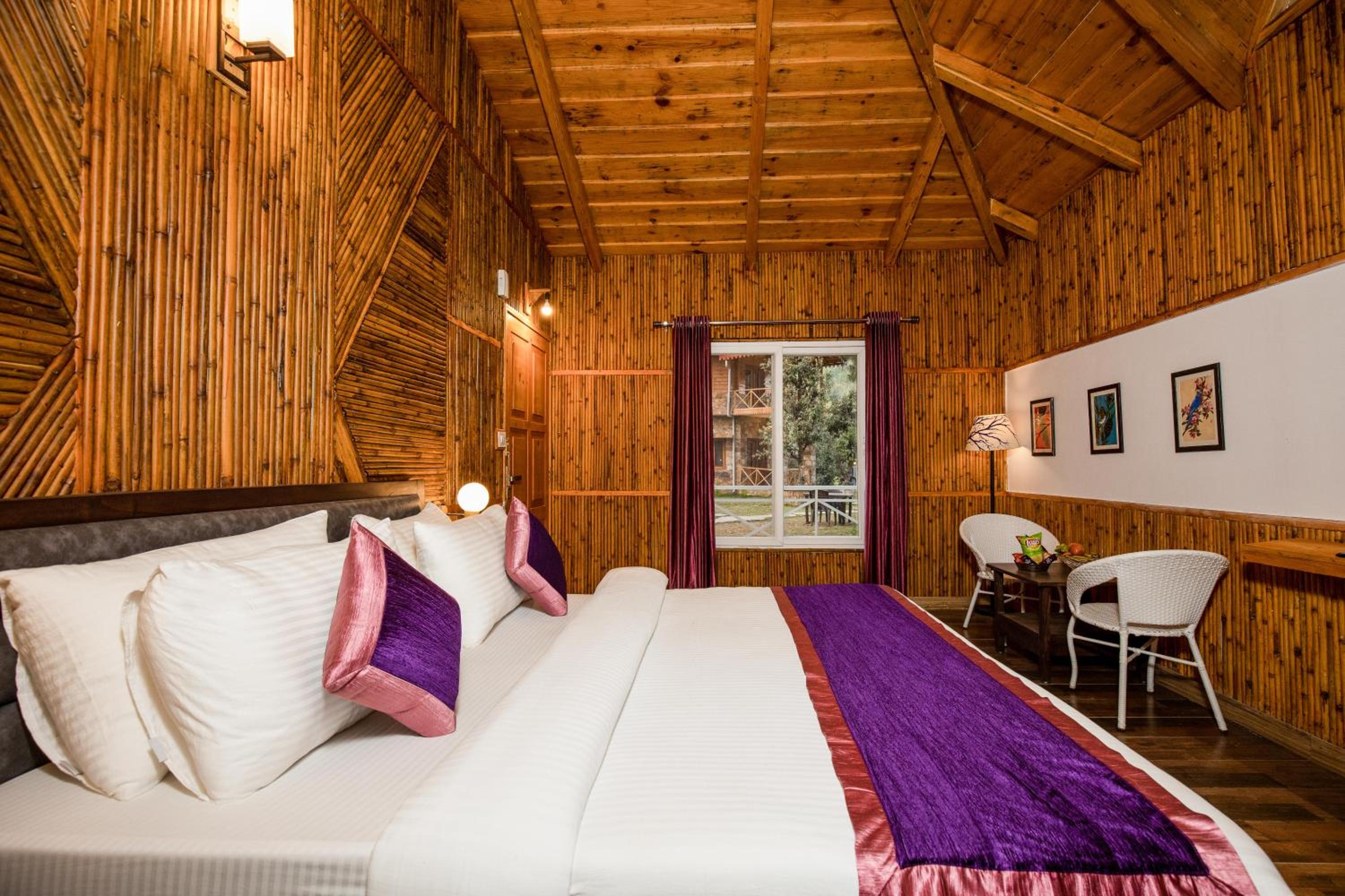 Three-Bedroom Chalet - Photo 6
