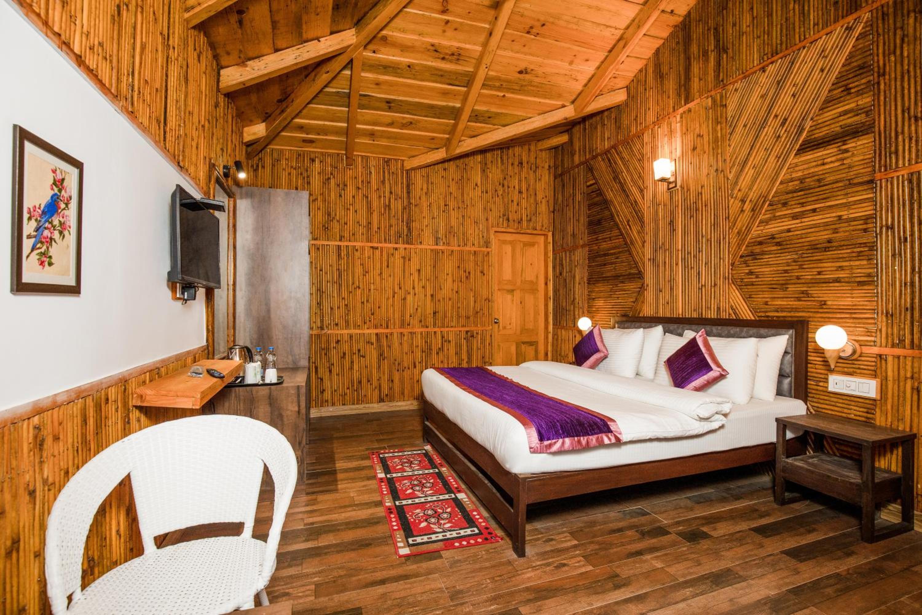 Three-Bedroom Chalet - Photo 16