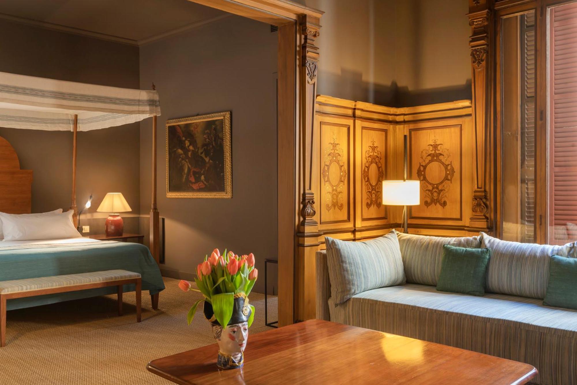 Suite with Spa Access photo 3