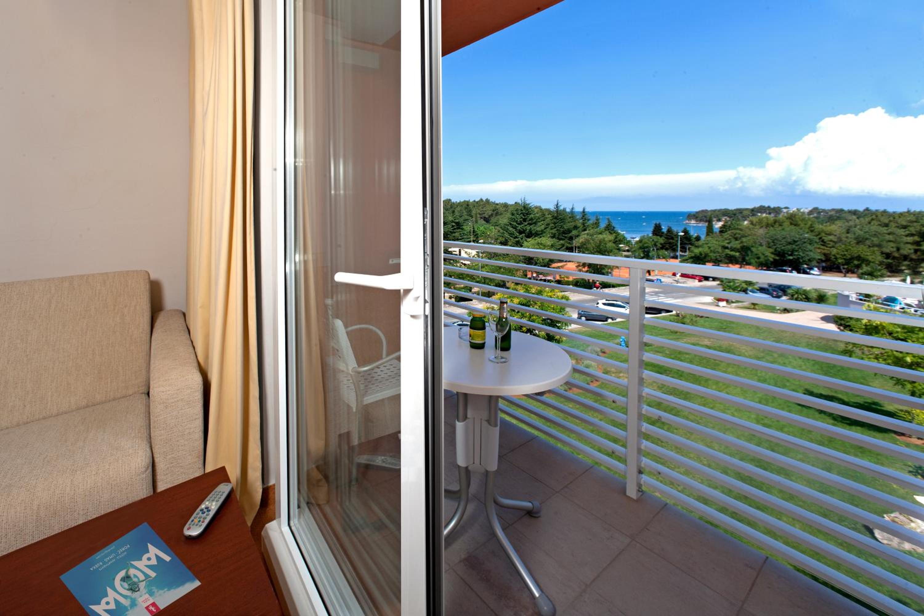 Superior Room with Balcony - Sea Side - Photo 5