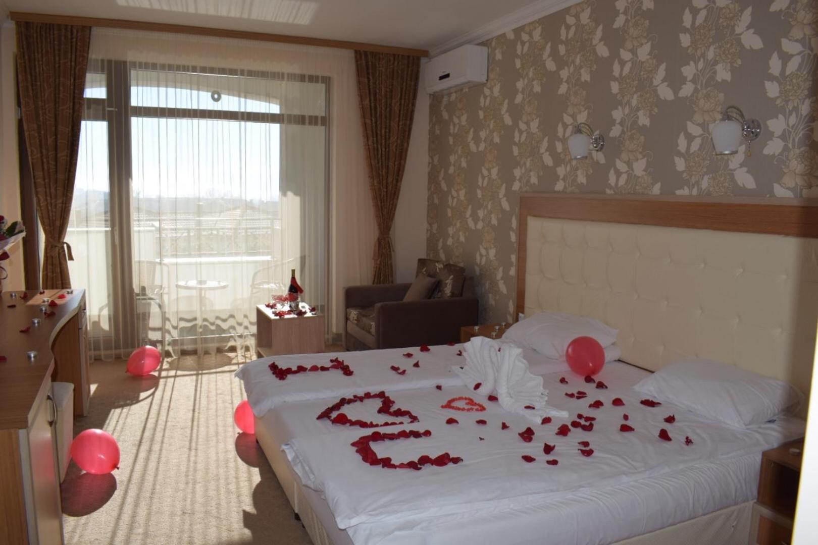 Double Room with Balcony photo 1