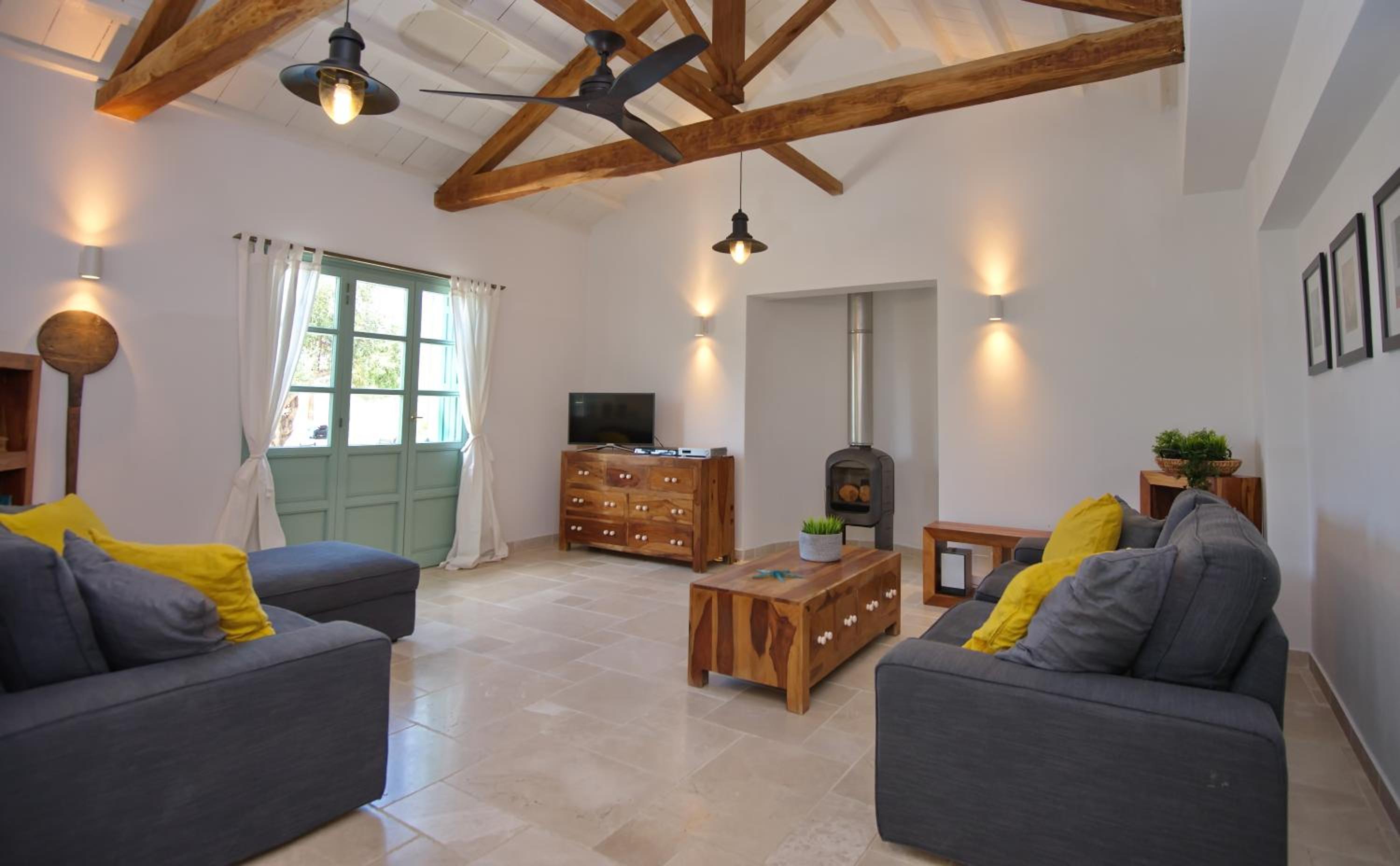 Three-Bedroom House photo 1