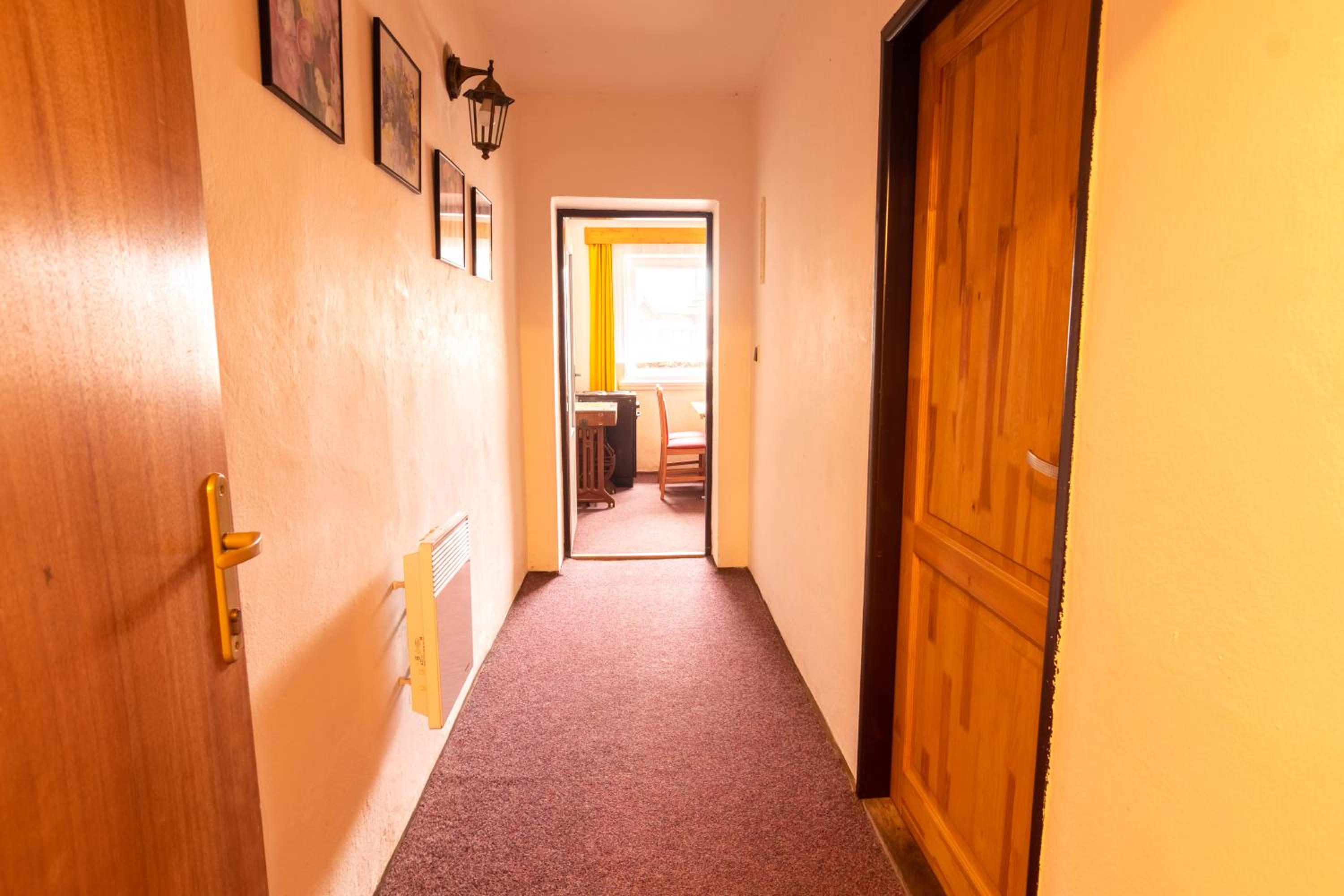 Apartment - Ground Floor photo 2