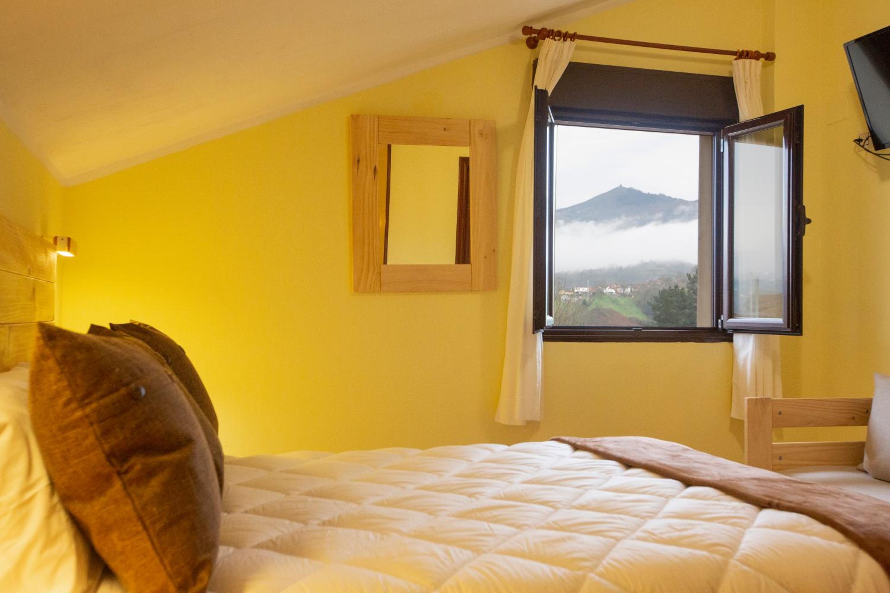 Basic Triple Room - Photo 18