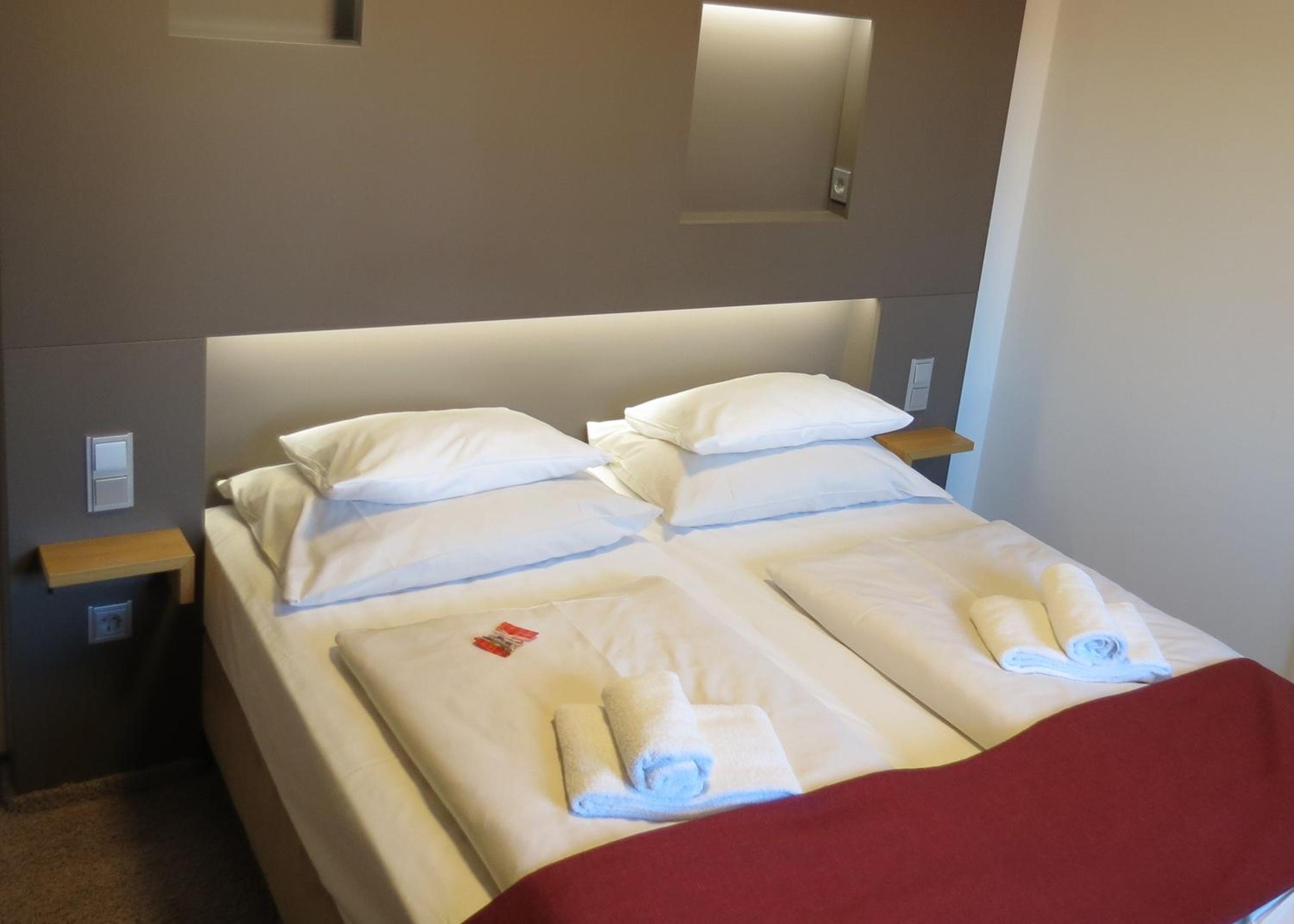 Double Room - Photo 1