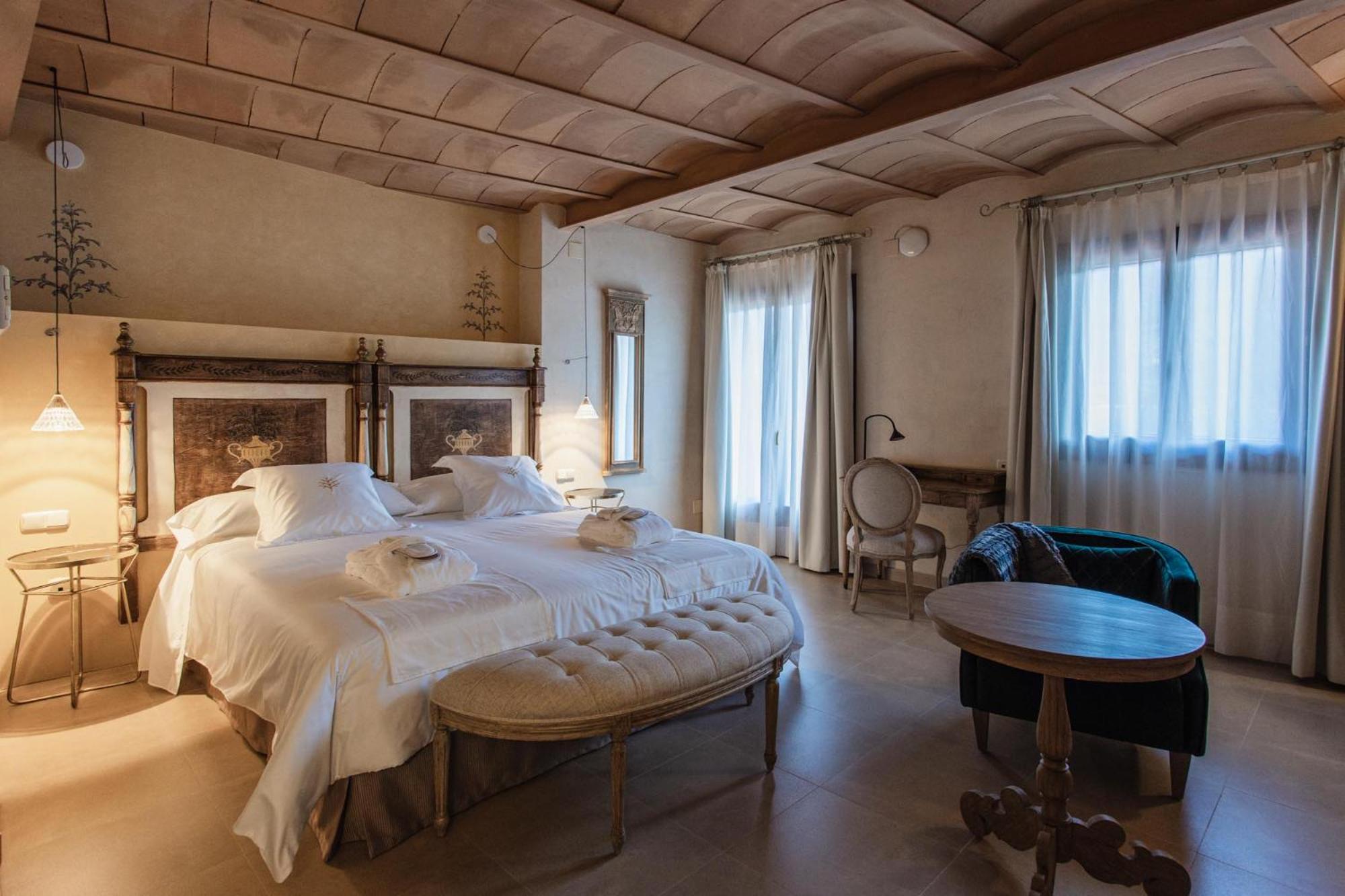 Superior Double Room - Photo 1