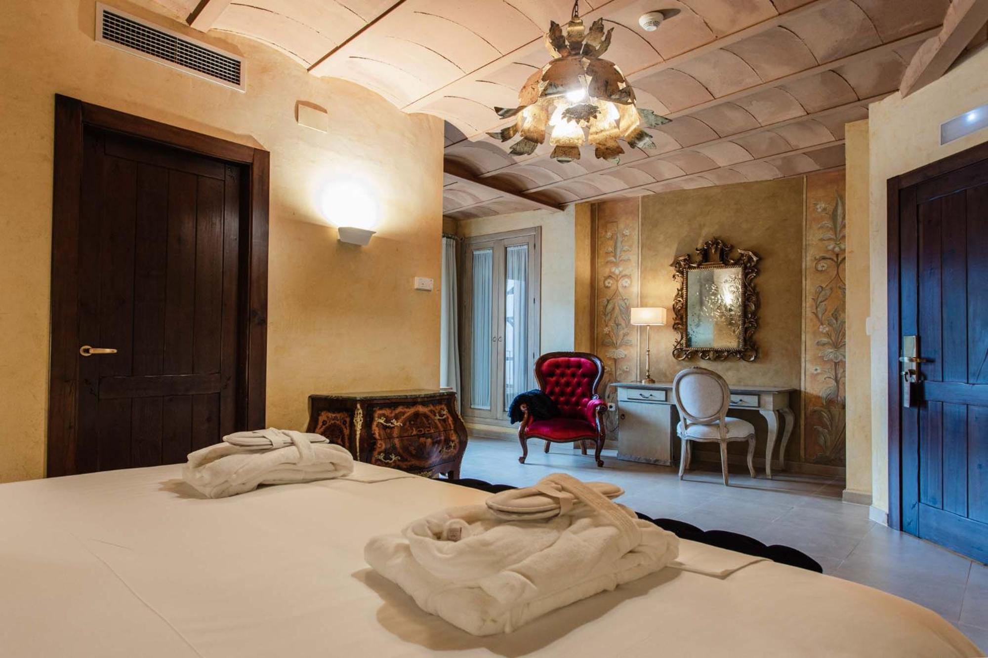 Superior Double Room - Photo 7