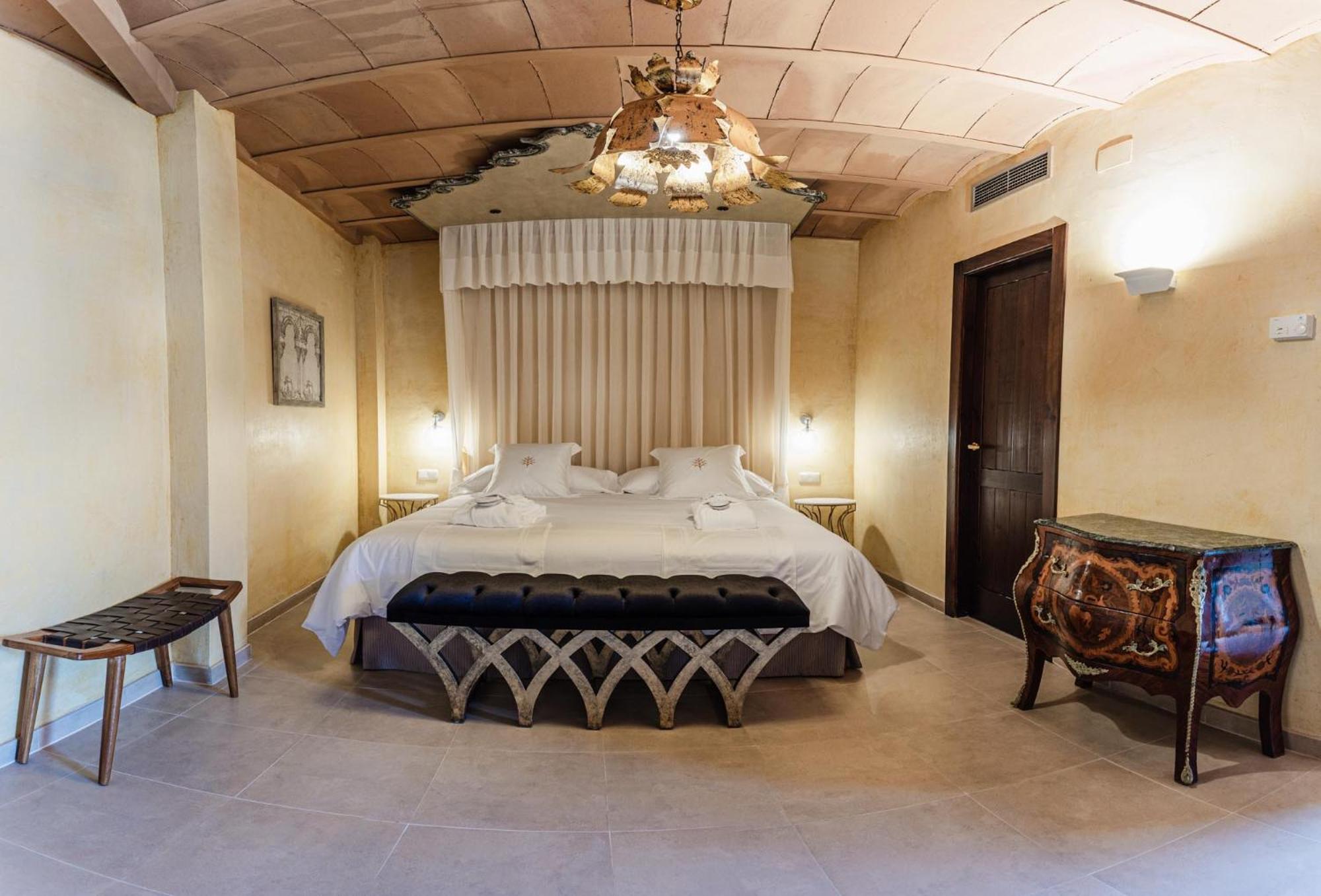 Superior Double Room - Photo 14