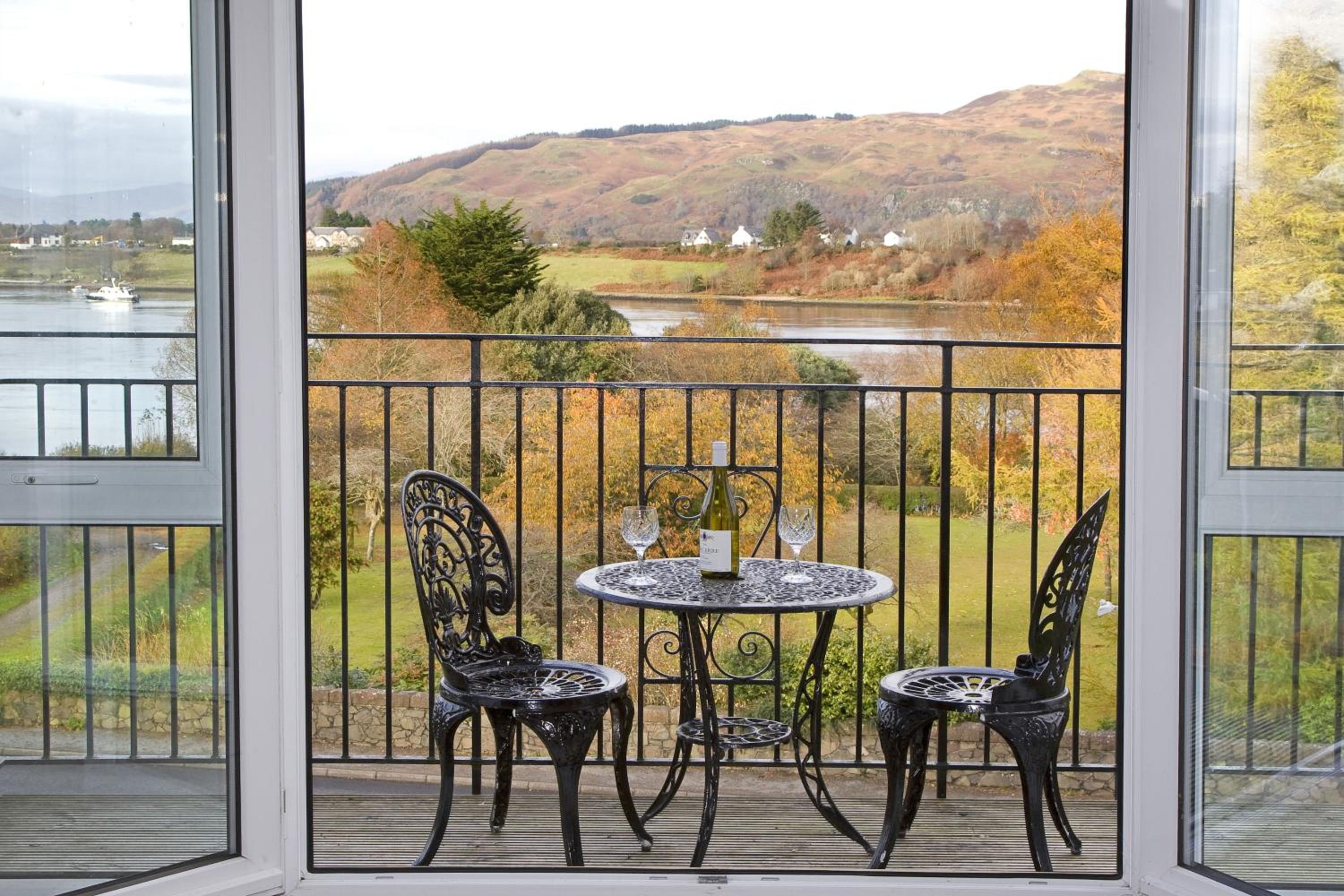 Deluxe Double Room with Balcony and Sea View photo 3