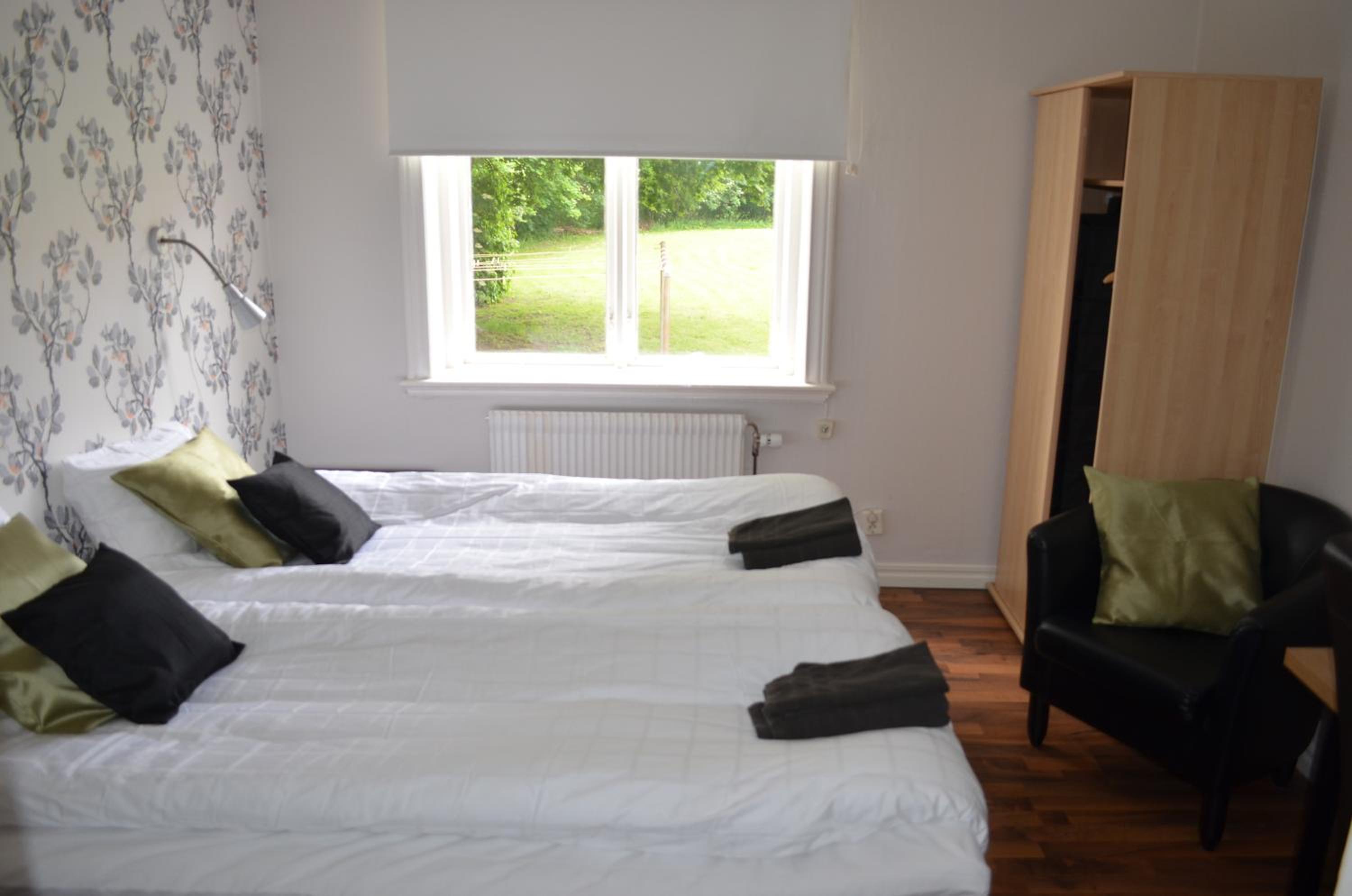 Standard Double or Twin Room - Photo 4