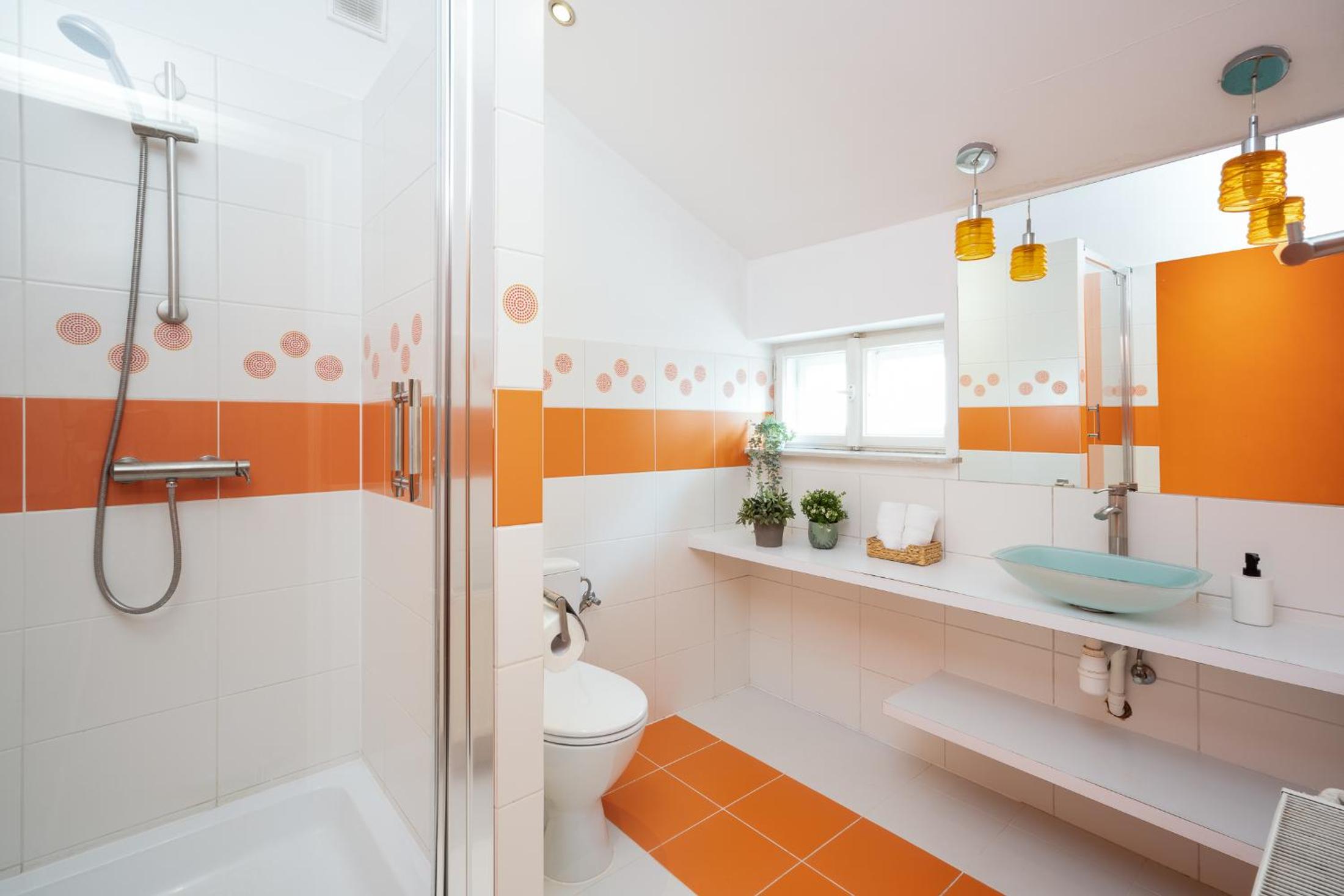 Duplex Apartment with Two Bathrooms - Photo 4