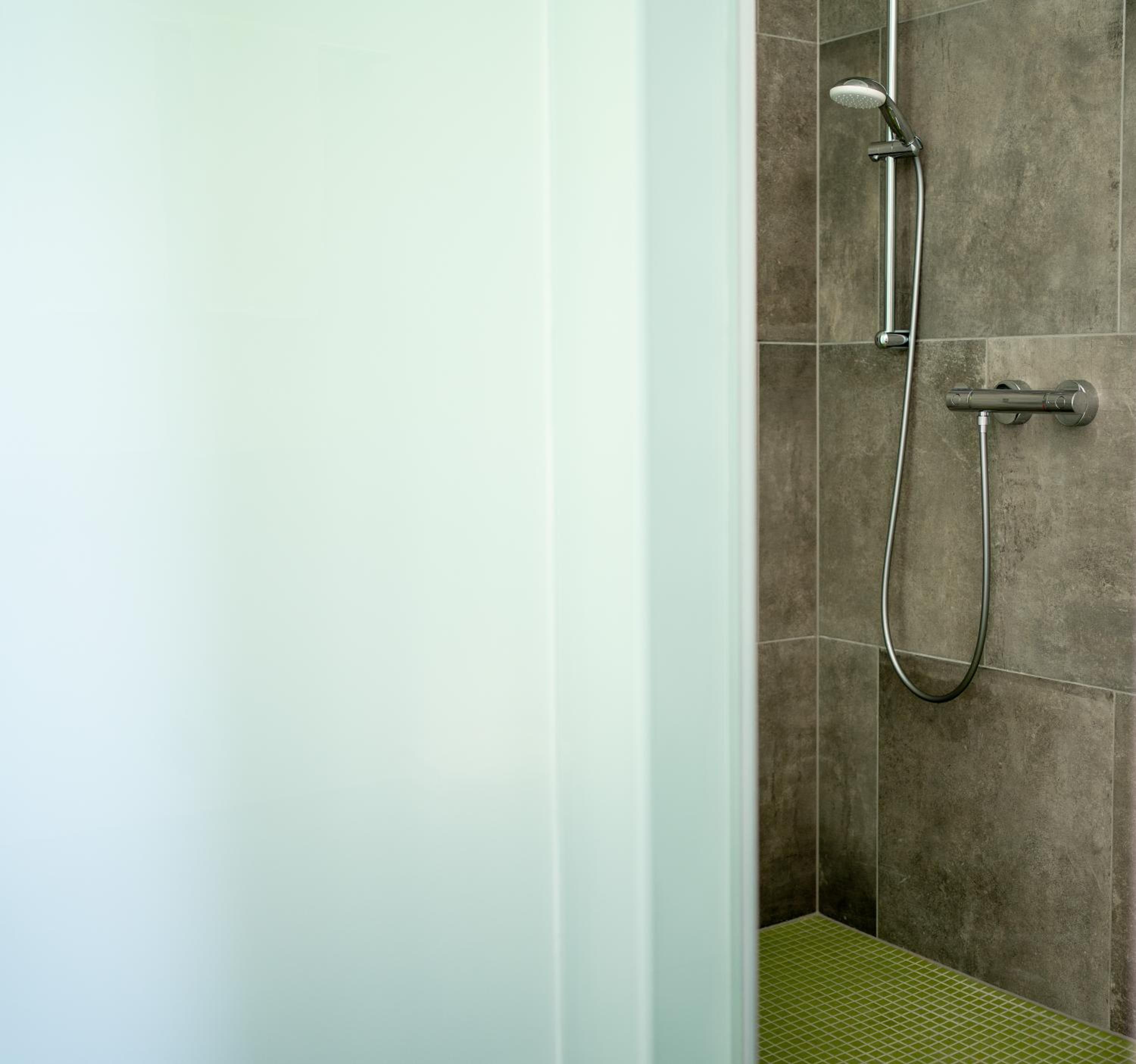 Double Room - Photo 8