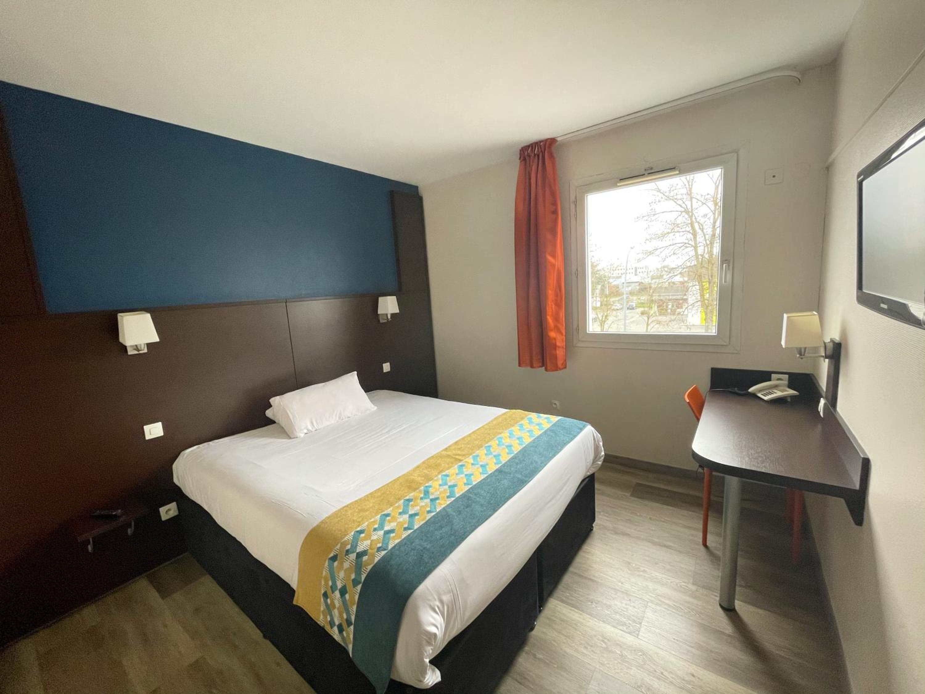 1 Double Bed - Photo 5