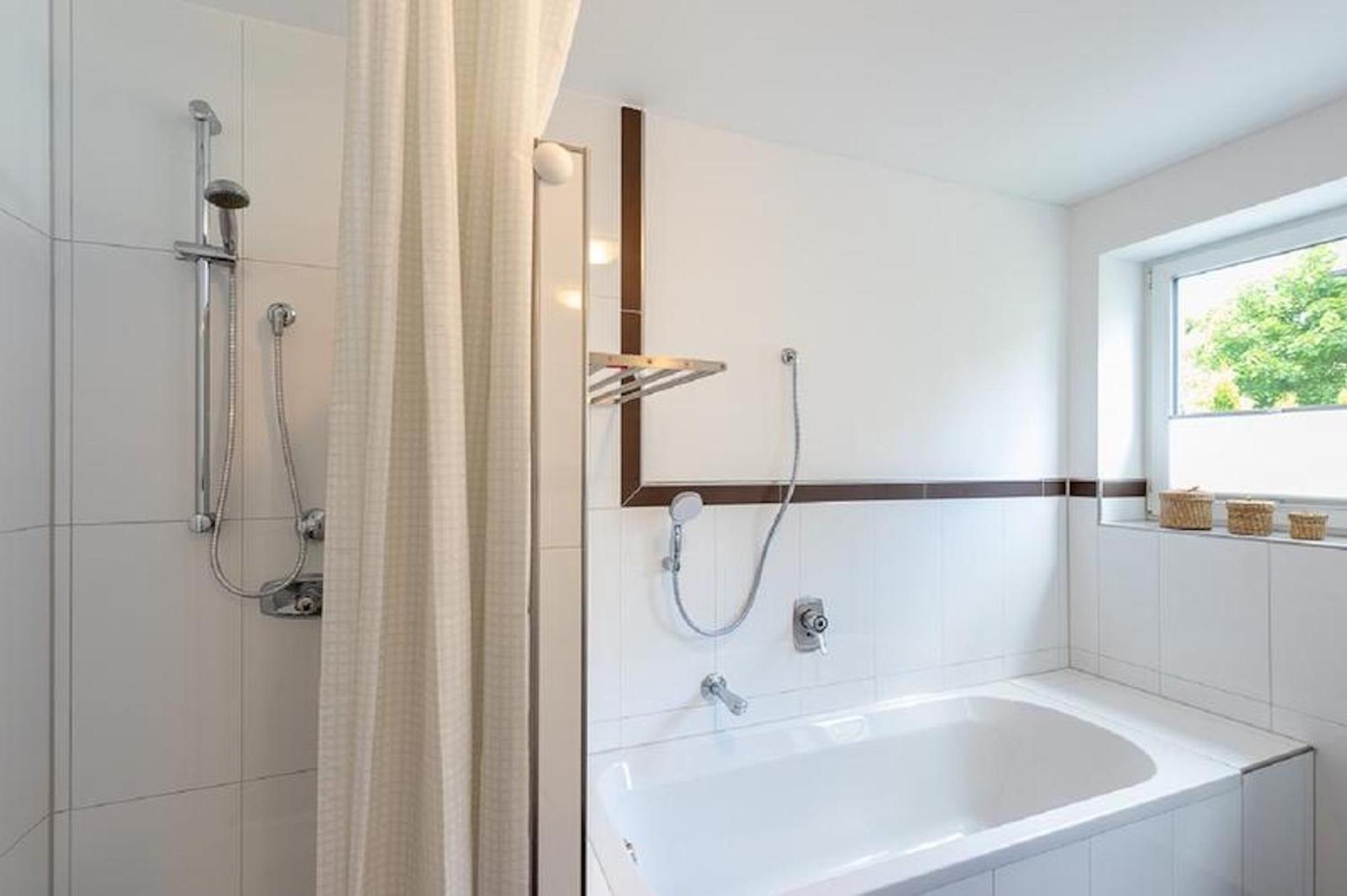 Two-Bedroom Superior Apartment photo 2