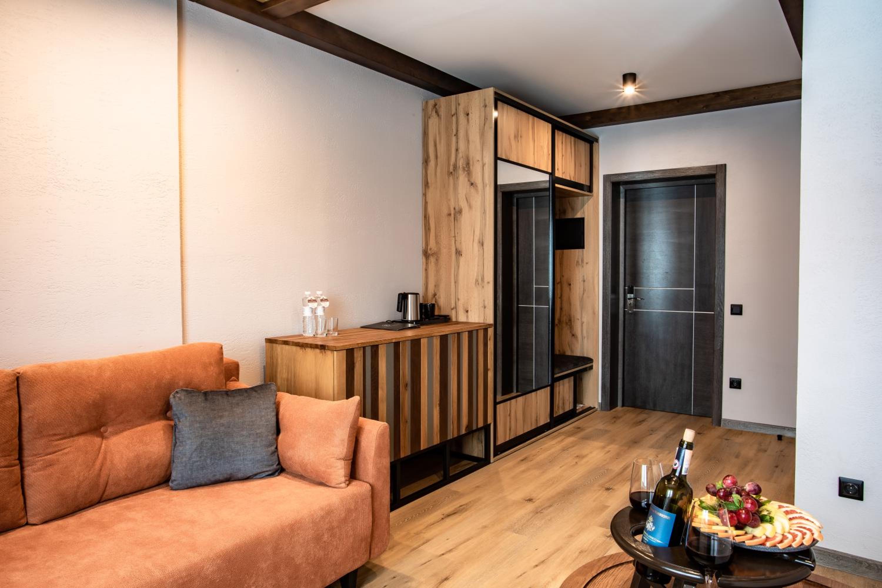 Deluxe Double Room with Spa Access