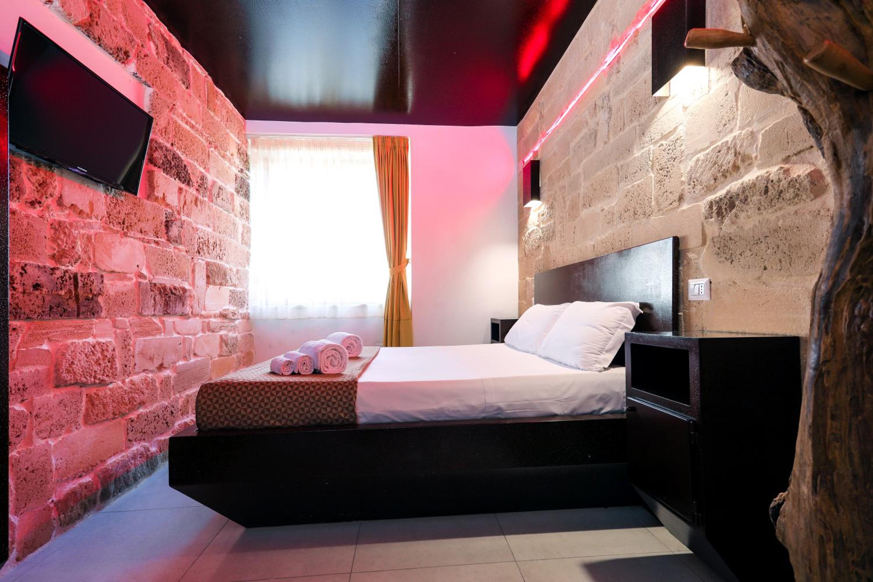 Superior Double Room - Photo 1