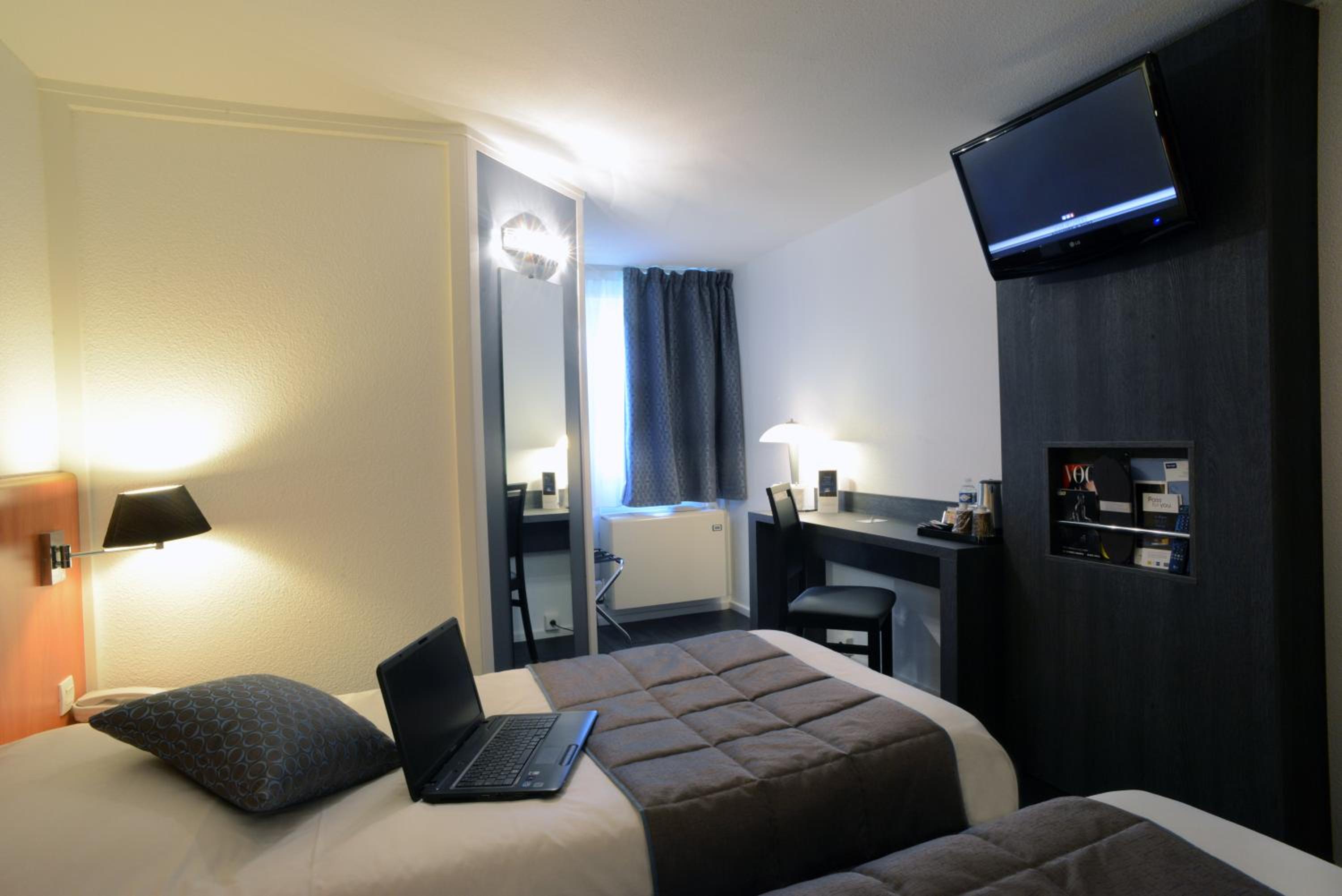 Triple Room - Photo 1