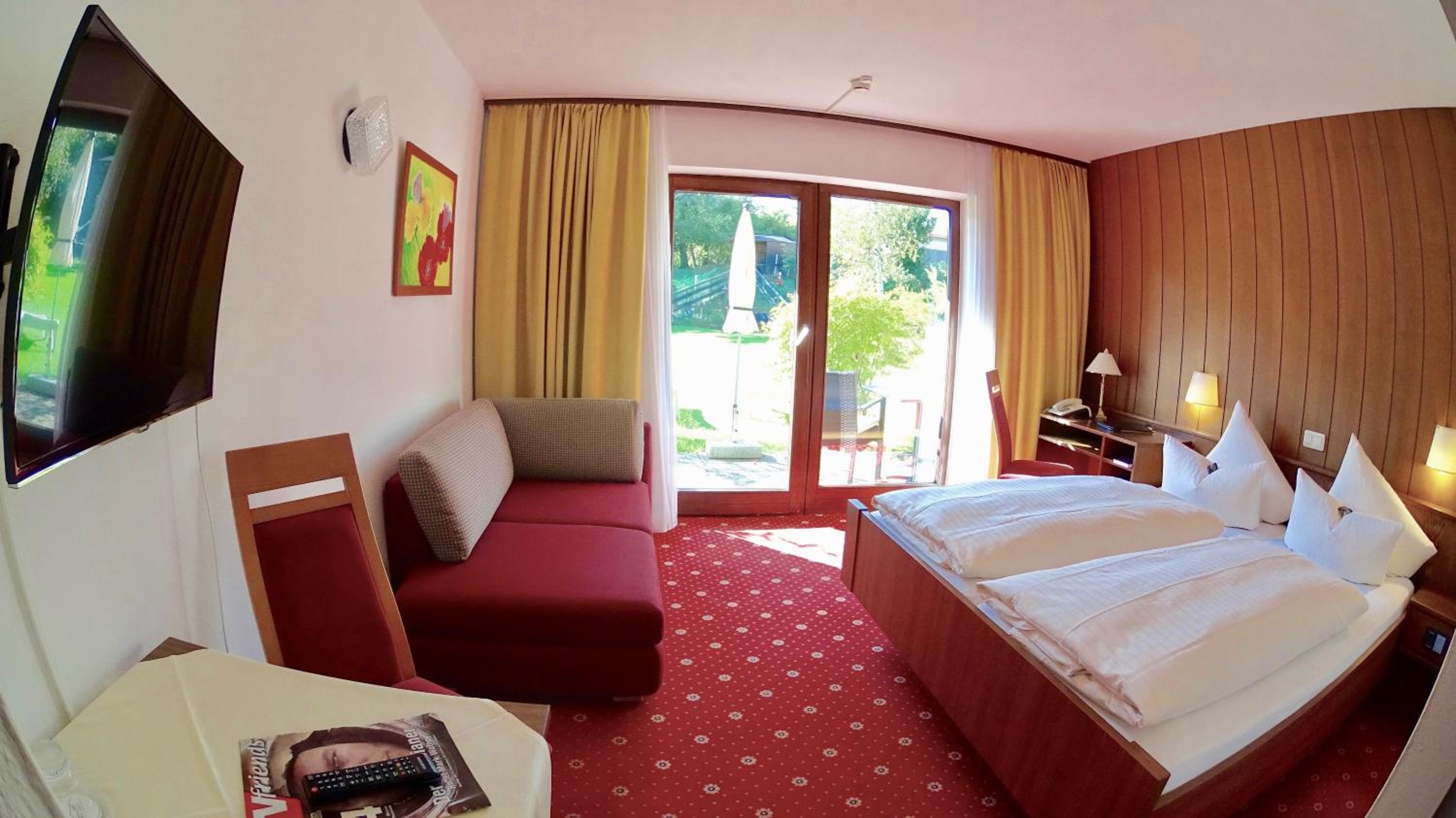 Double Room - Photo 4