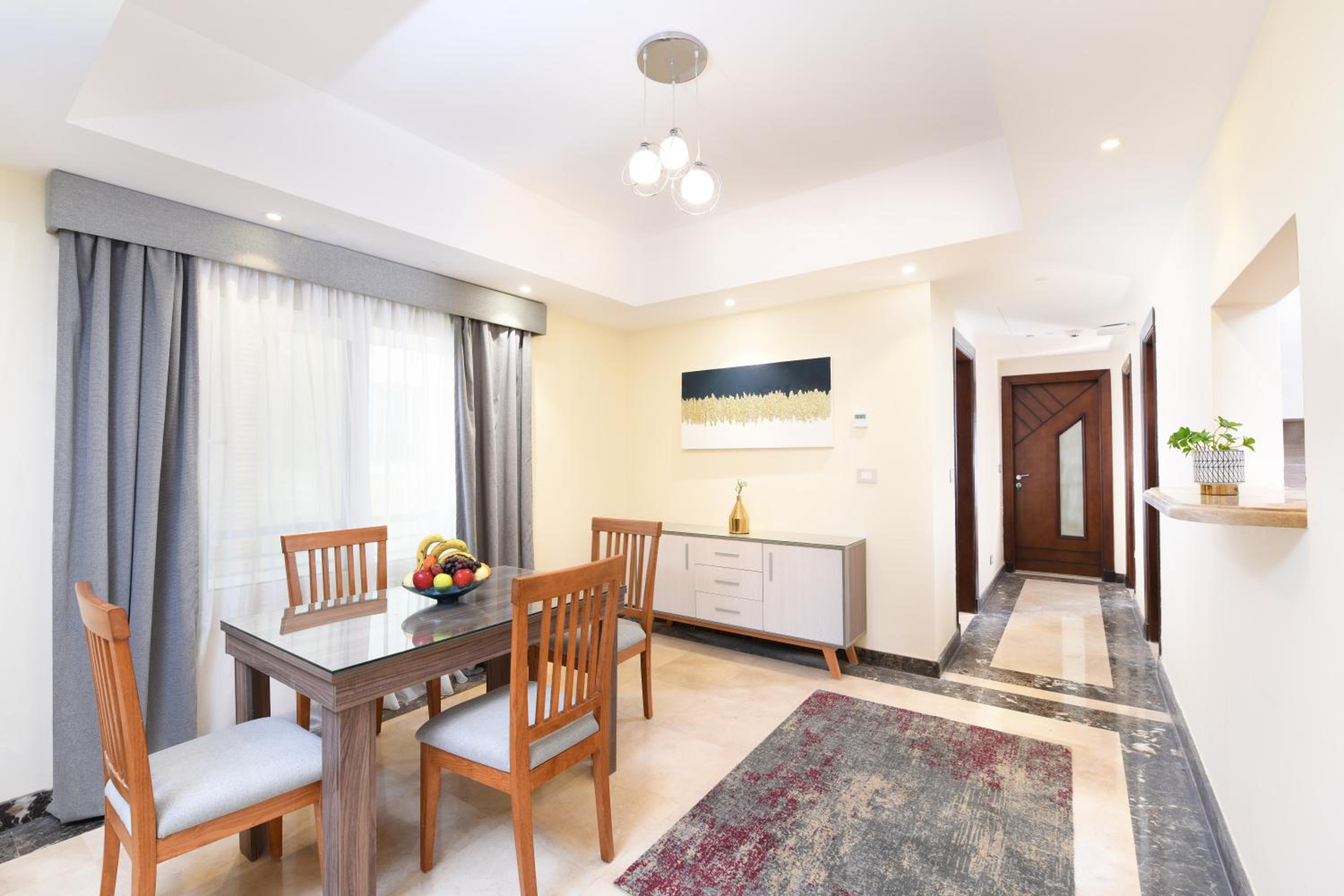 Three-Bedroom Chalet with Sea View - Photo 6
