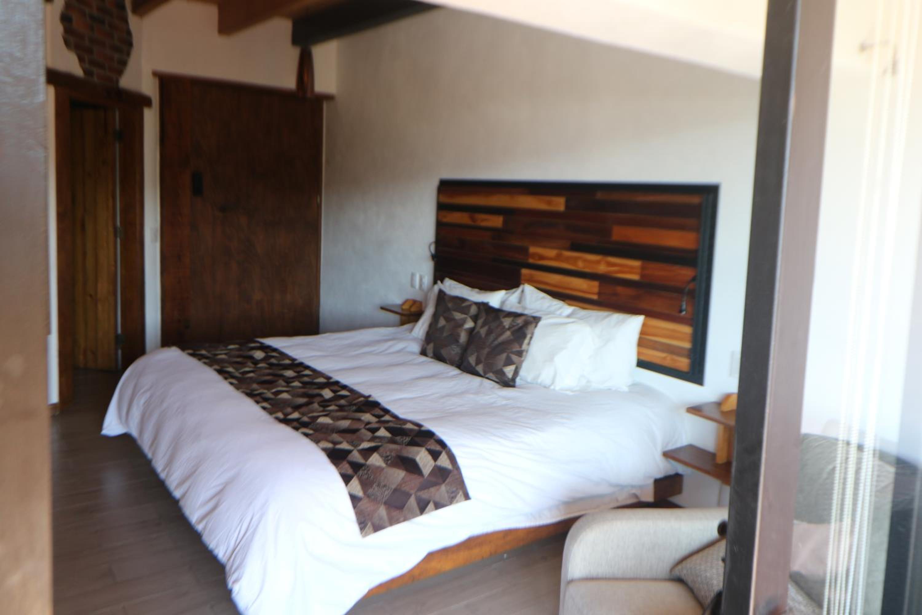 King Suite with Sea View - Photo 17