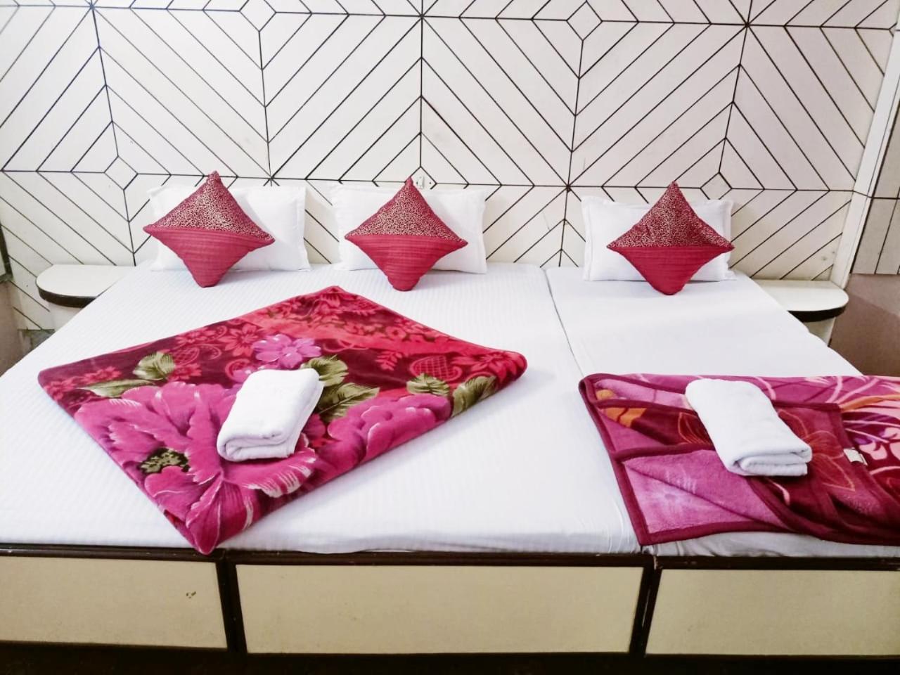 Standard Triple Room - Photo 1