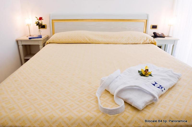 One-Bedroom Apartment (4 Adults)