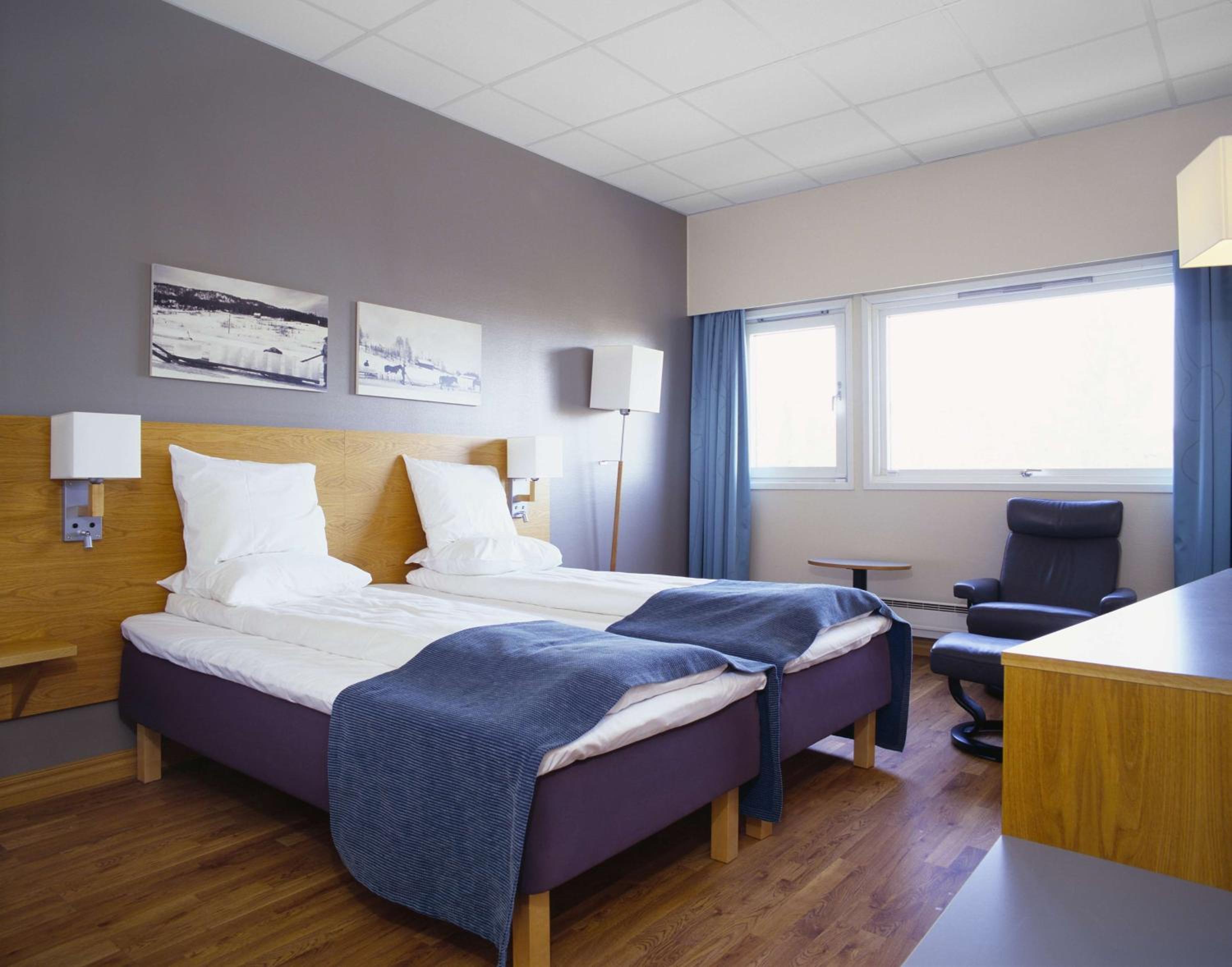 Standard Twin Room - Photo 1