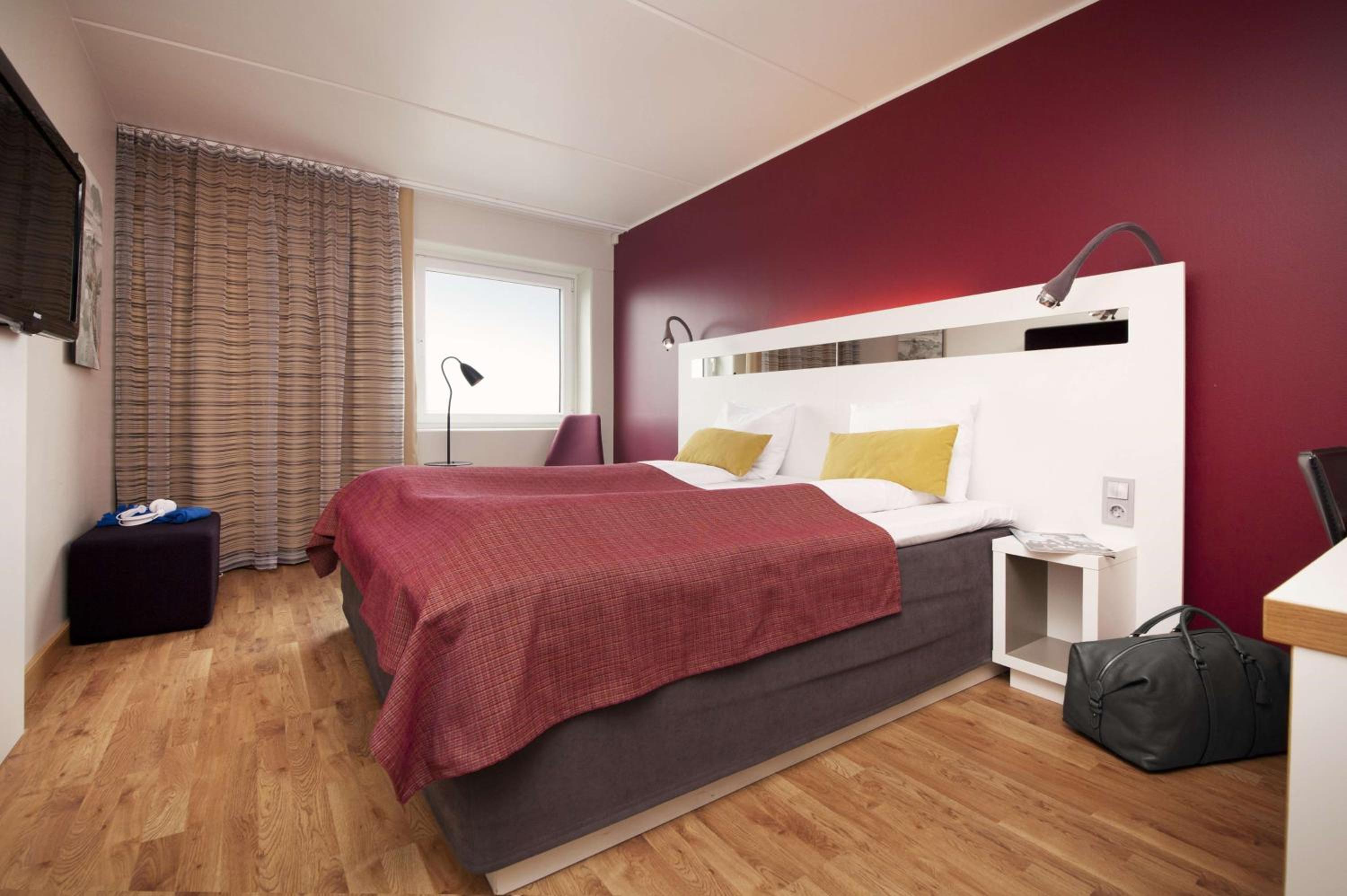 Superior King Room - Photo 4