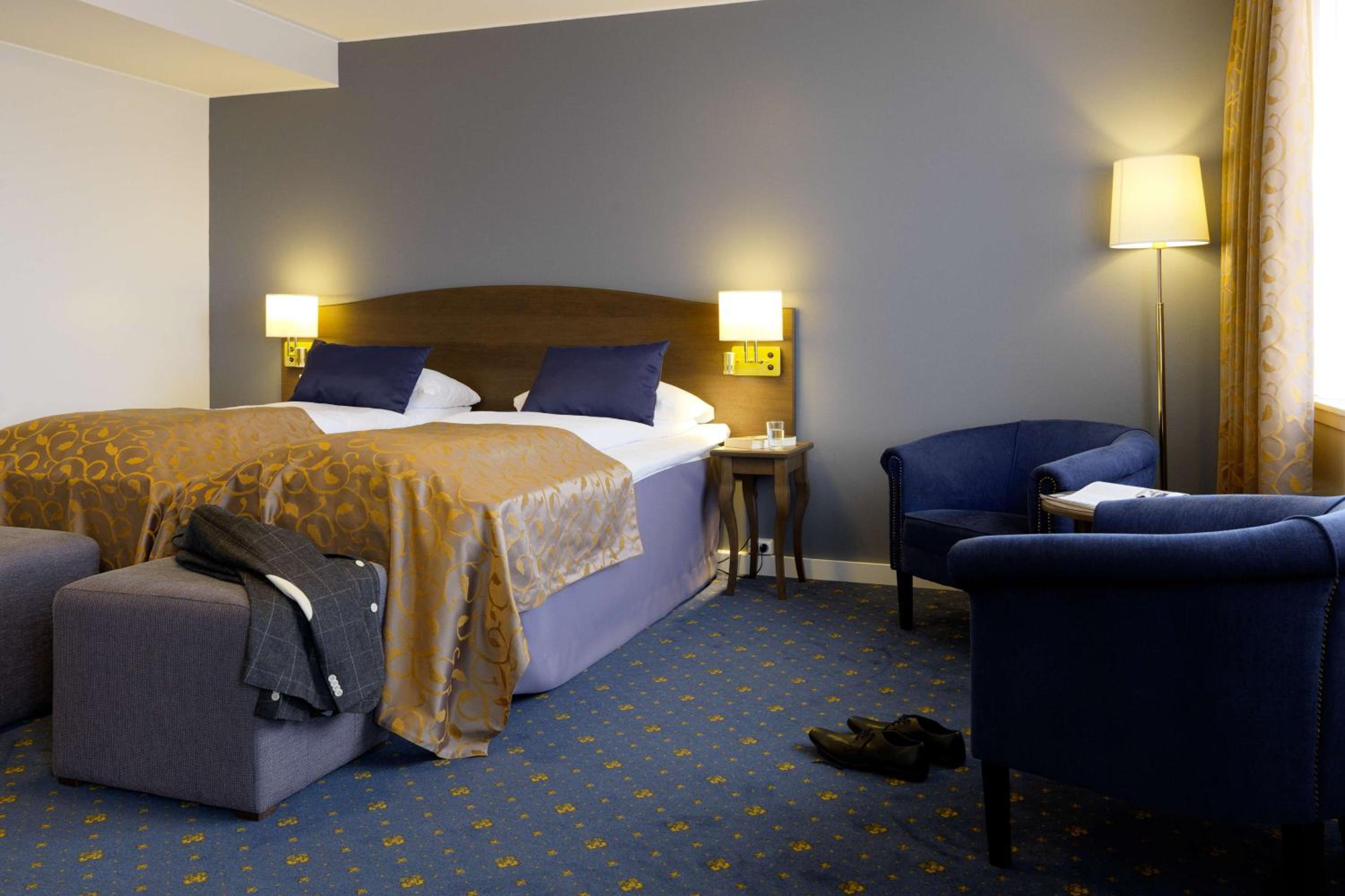 Standard Twin Room - Photo 1