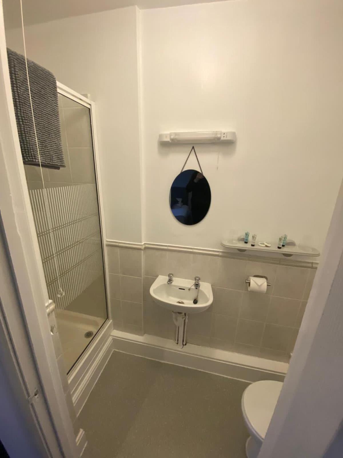 Double Room with Private External Bathroom photo 3