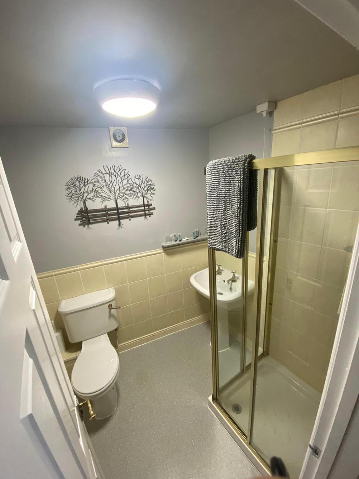 Twin Room with Shower photo 3