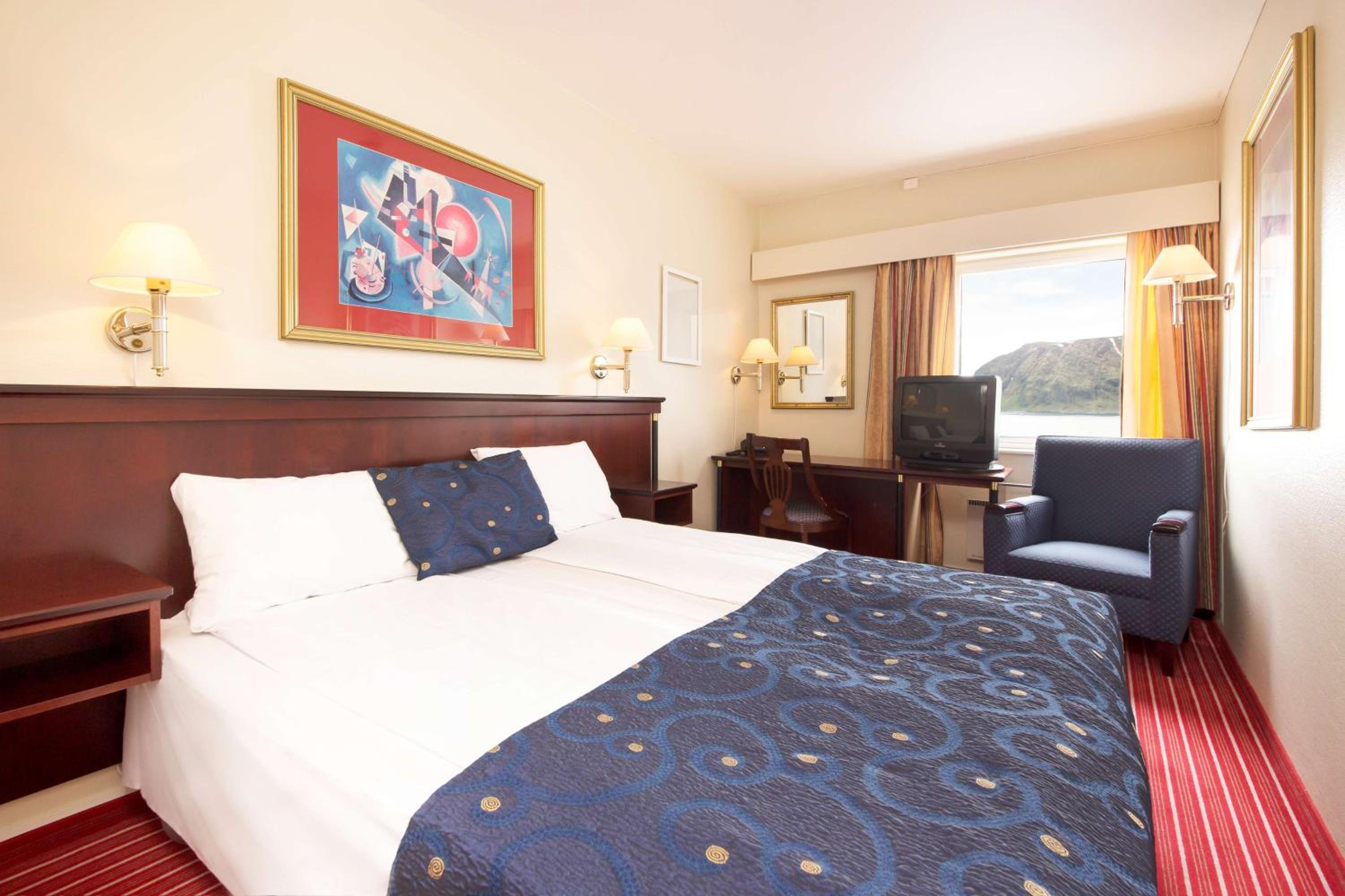 Standard Twin Room photo 2