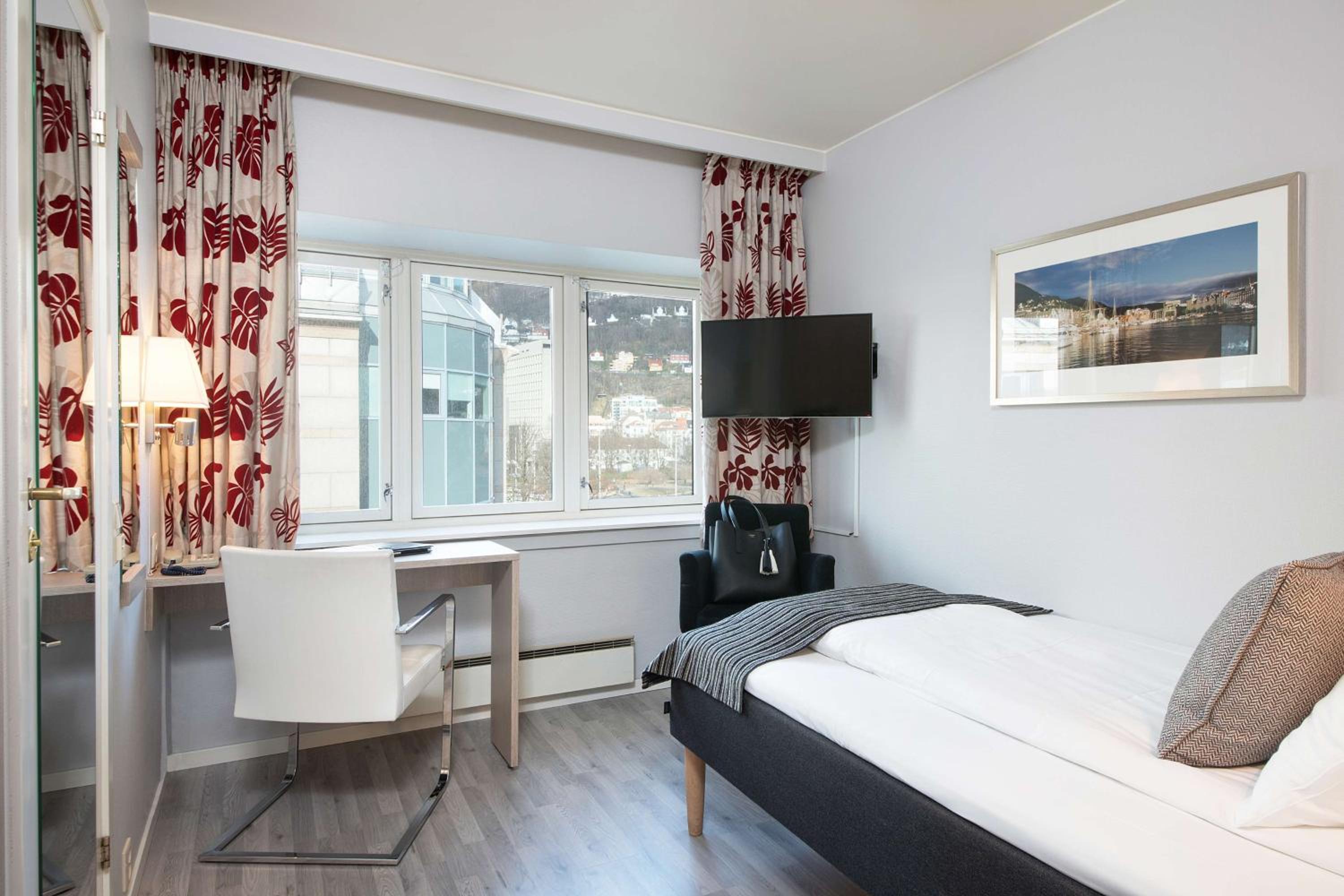 Standard Single Room photo 2