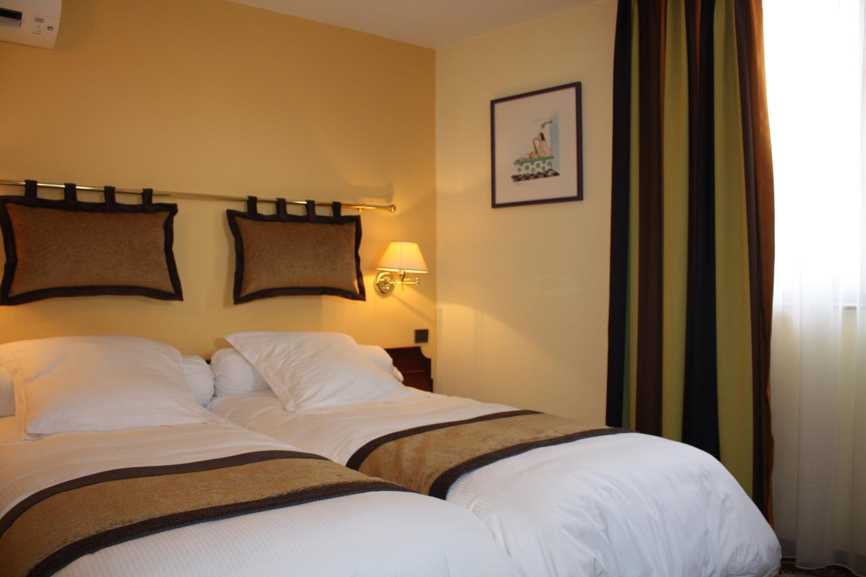 Chambre Lits Jumeaux Confort Chambre Lits Jumeaux Confort