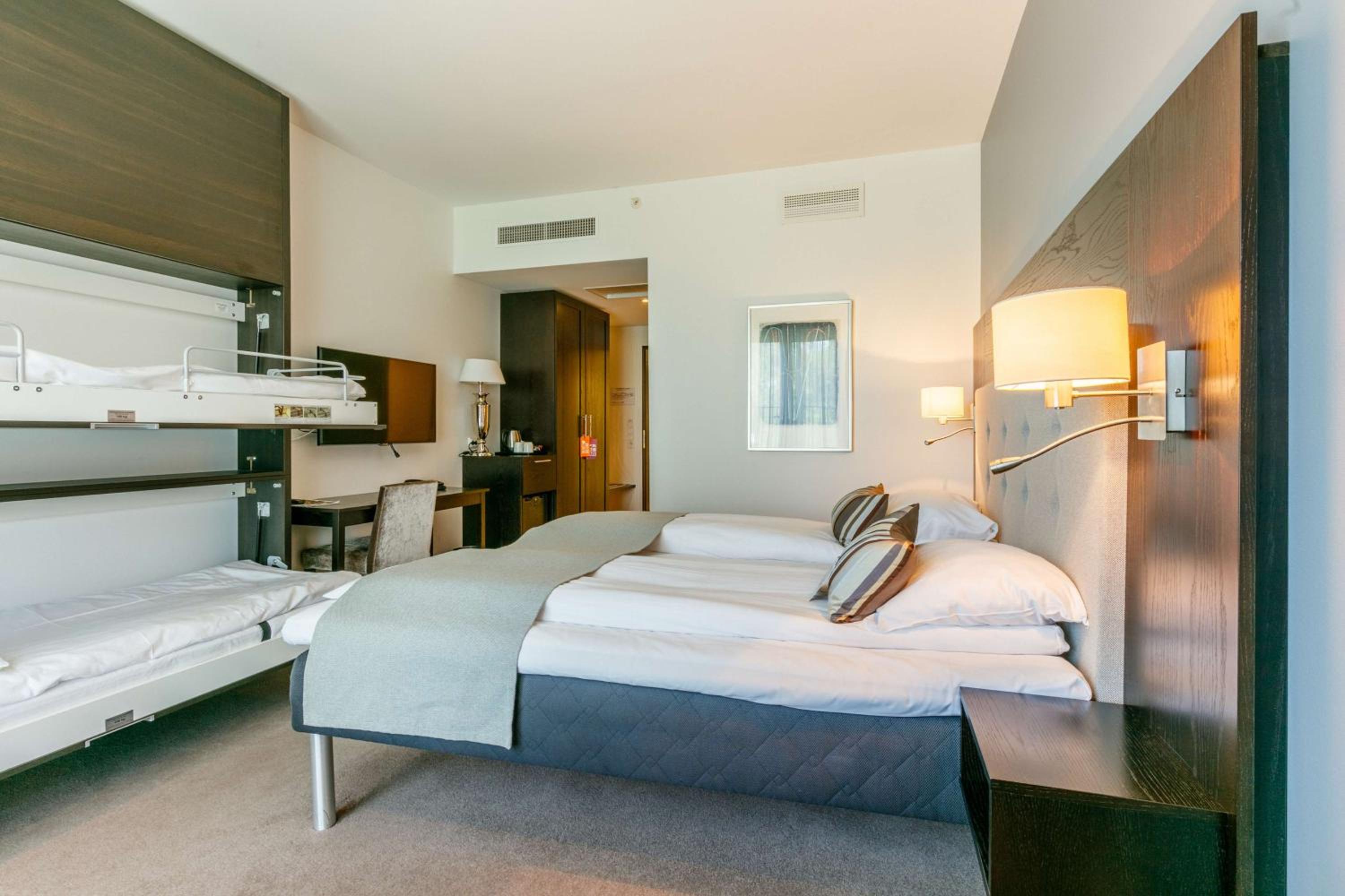 Standard Family Room