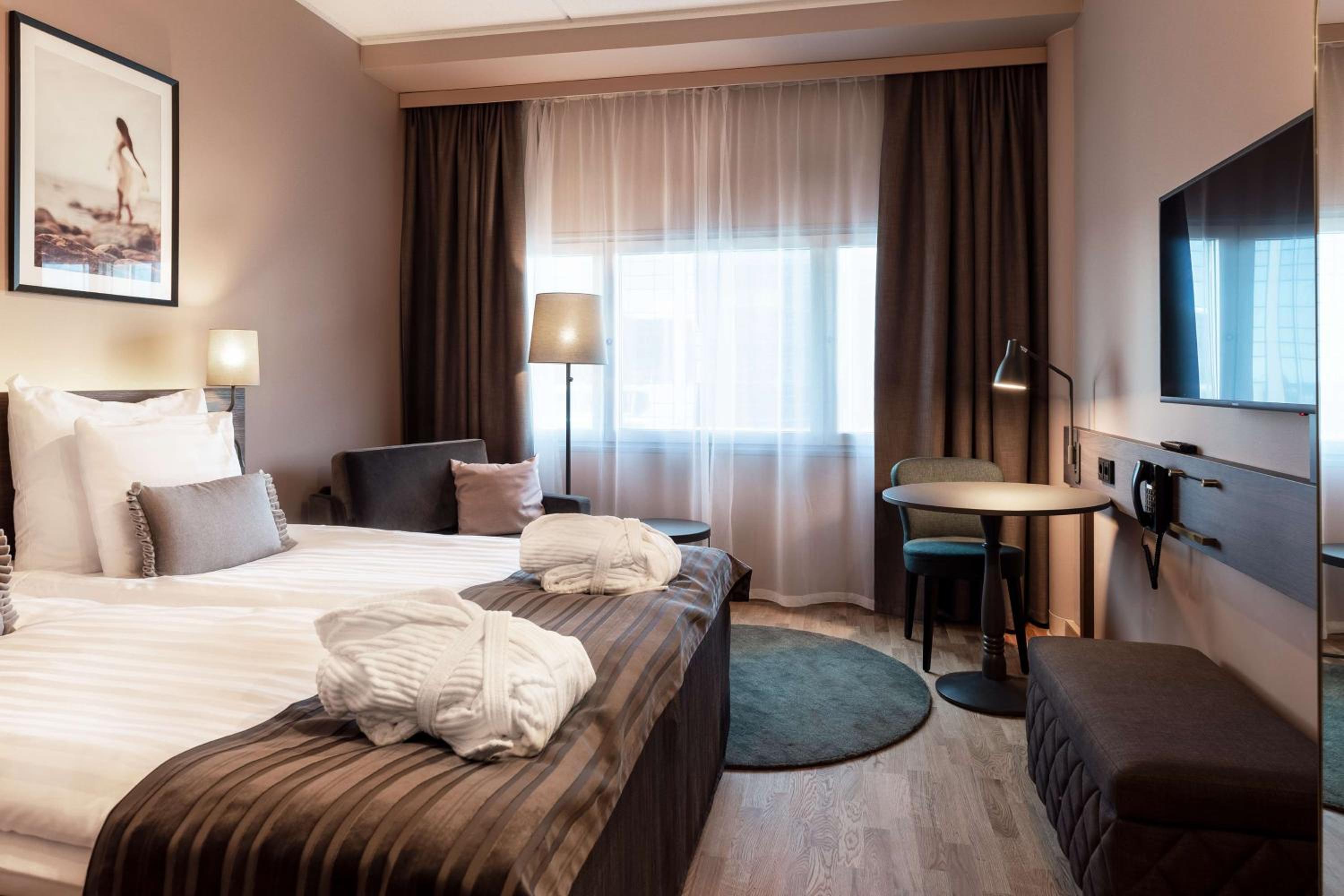 Superior King Room