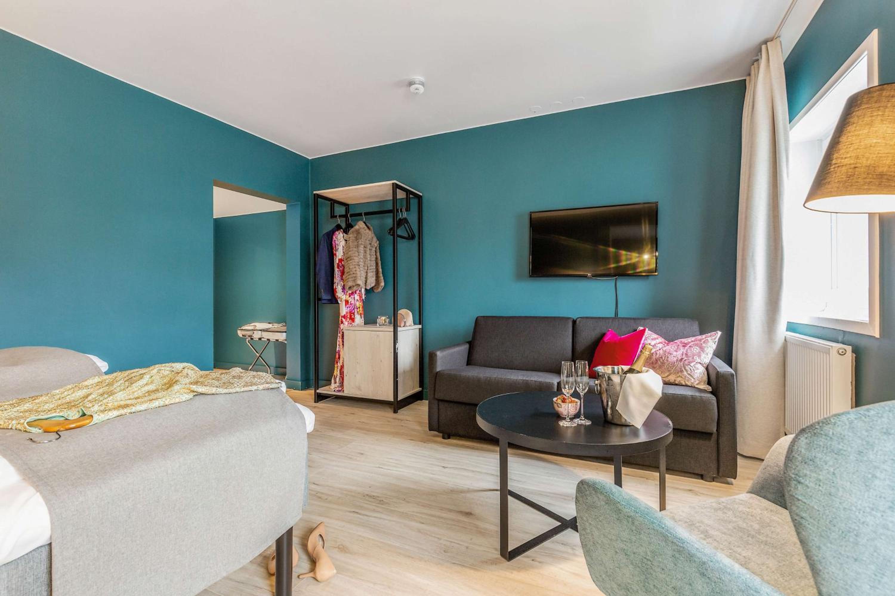 Superior Twin Room - Photo 2