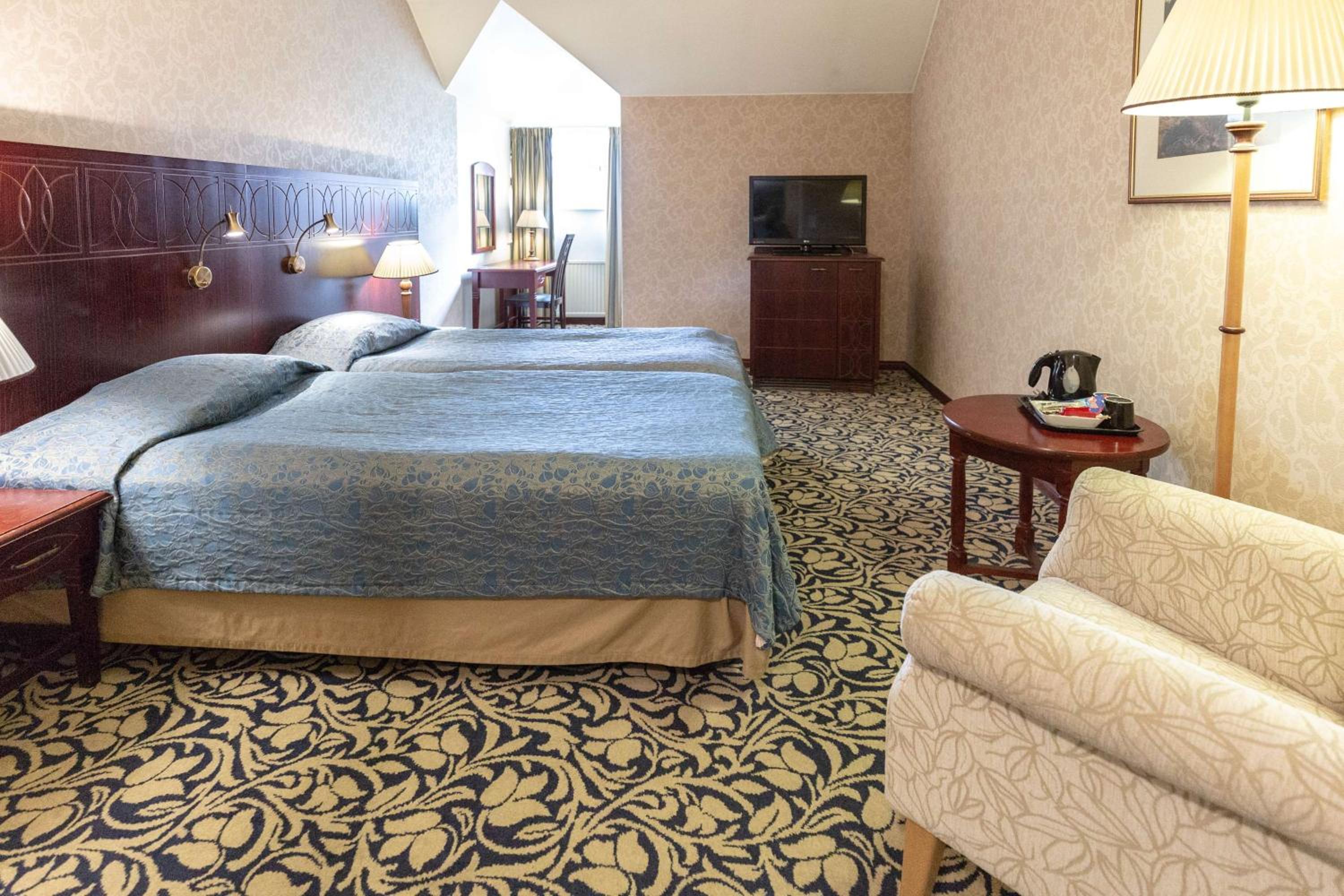 Superior Twin Room - Castle Building - Photo 2