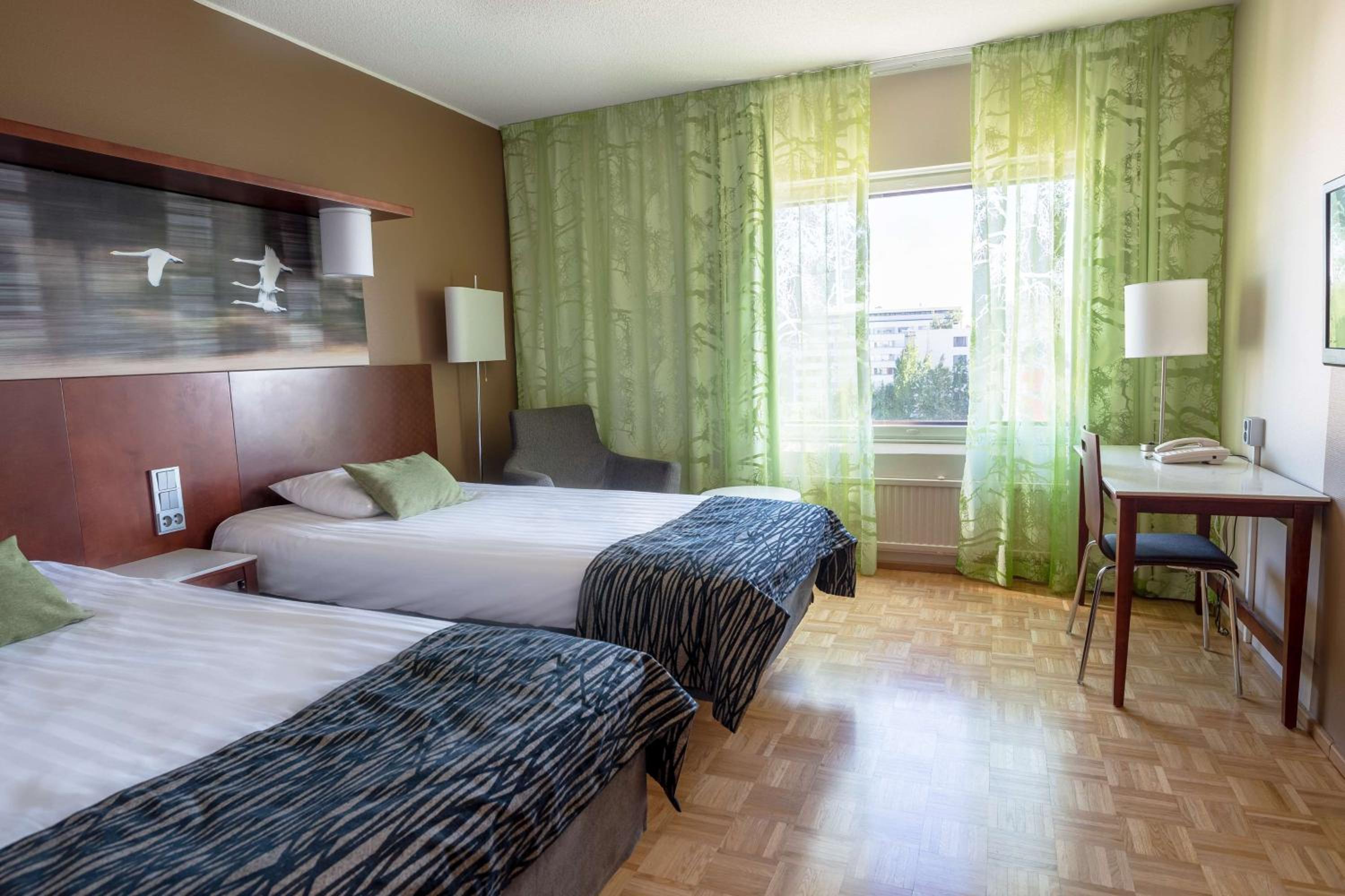 Standard Twin Room - Photo 1