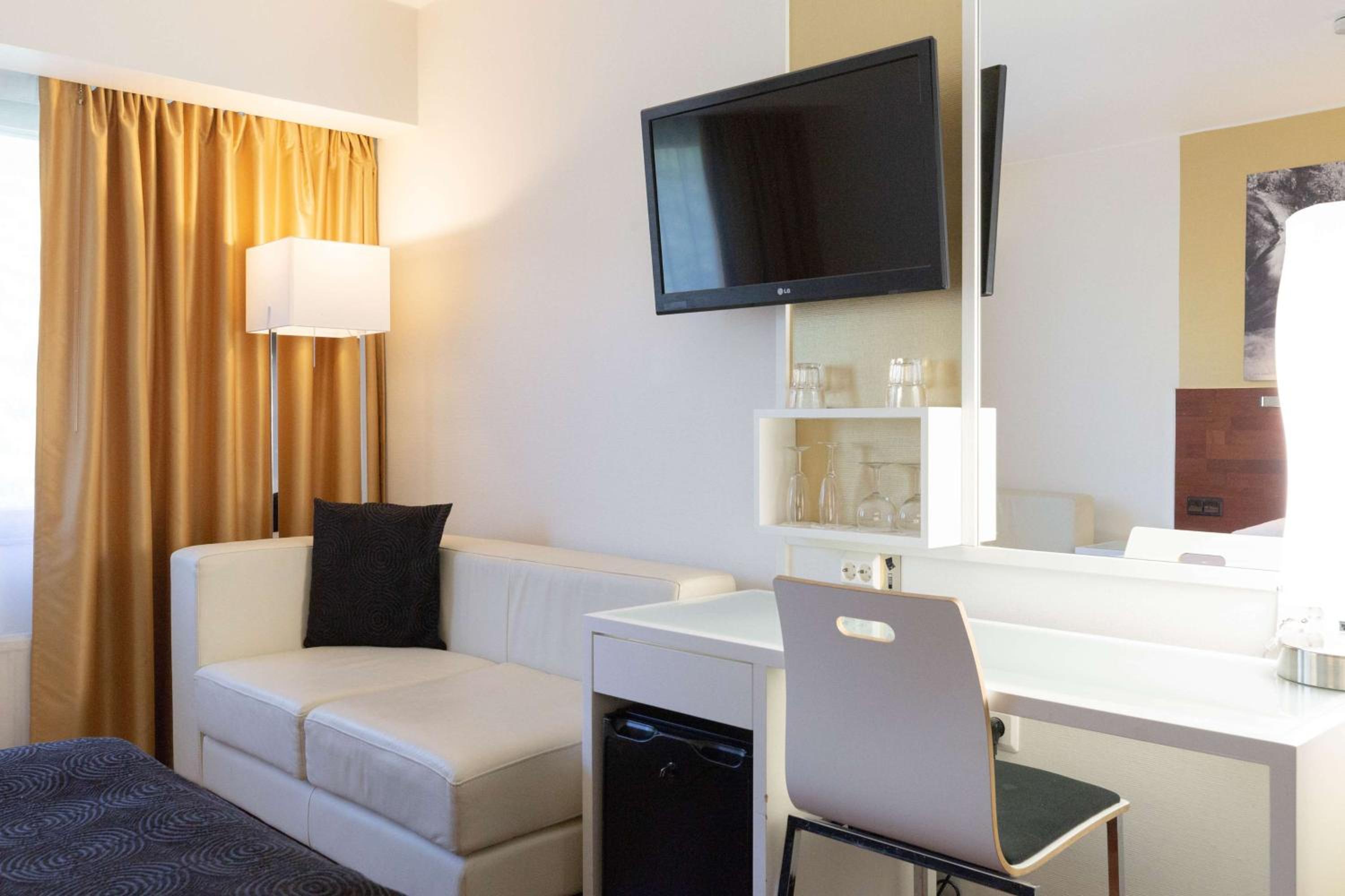 Standard Twin Room - Park Building - Photo 4
