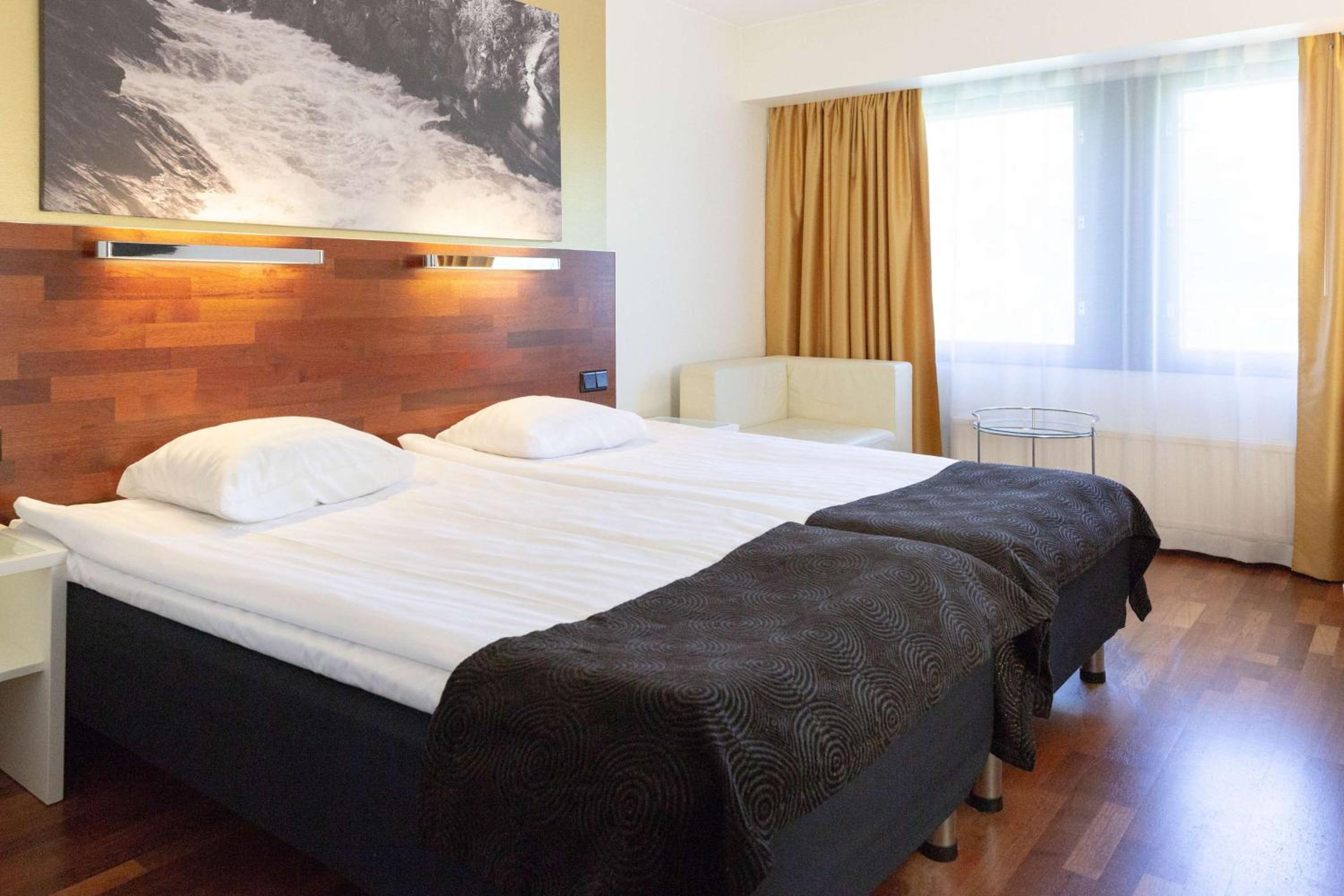 Standard Twin Room - Park Building - Photo 1