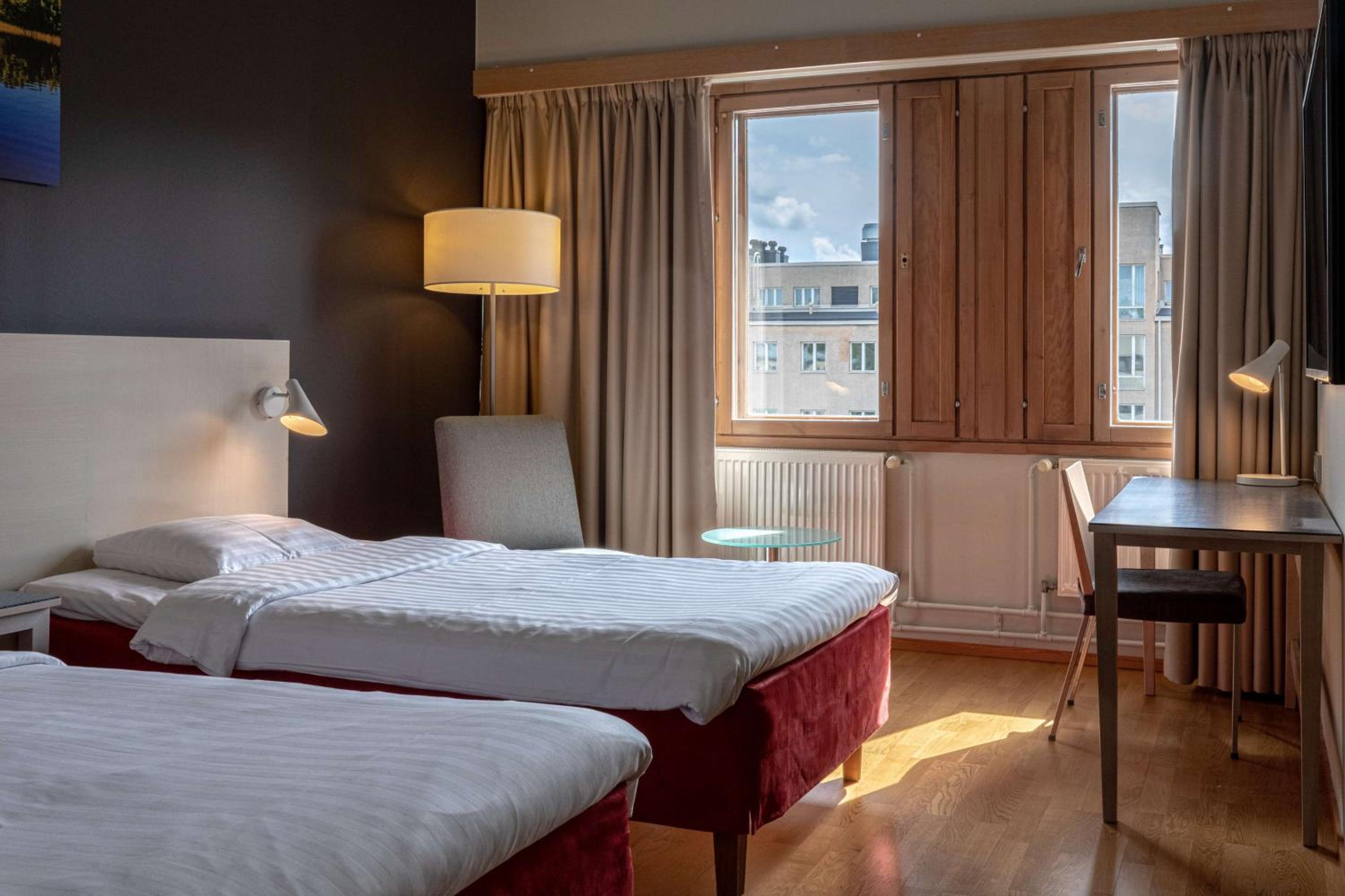 Standard Twin Room - Photo 5