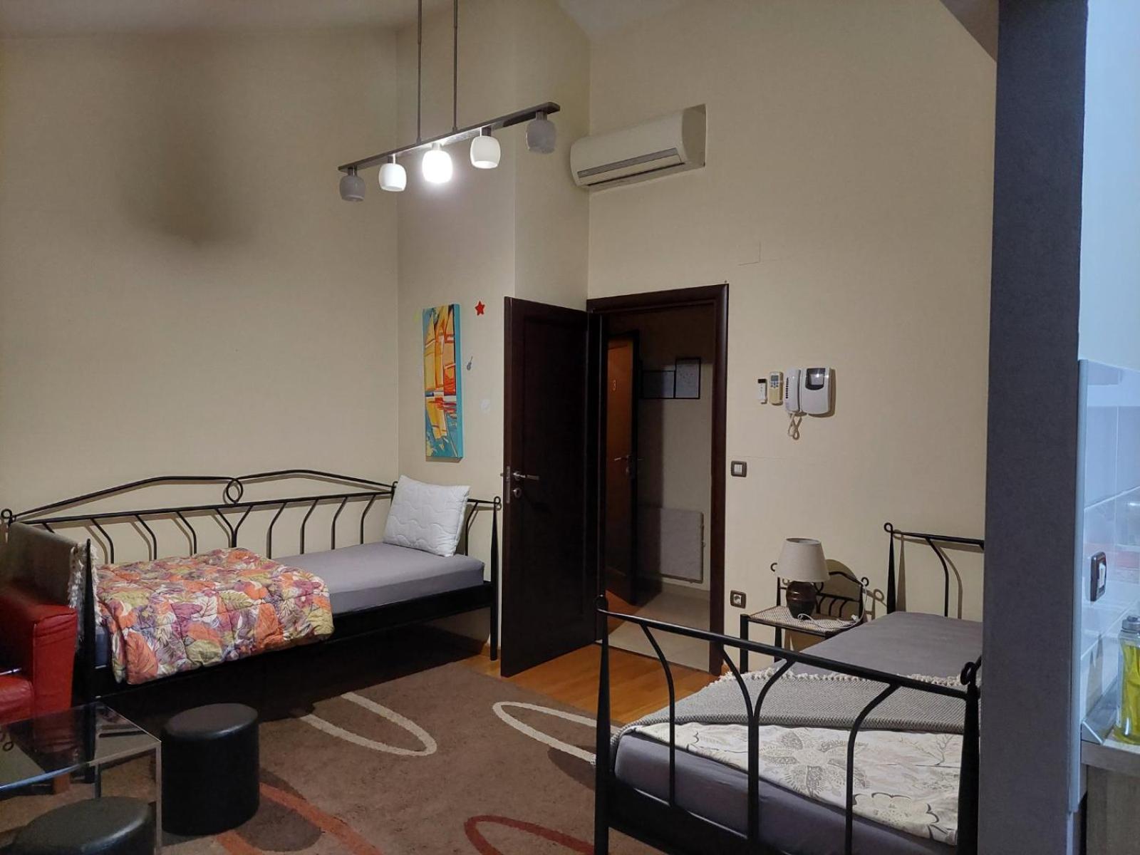 One-Bedroom Apartment with Sea View - Photo 19