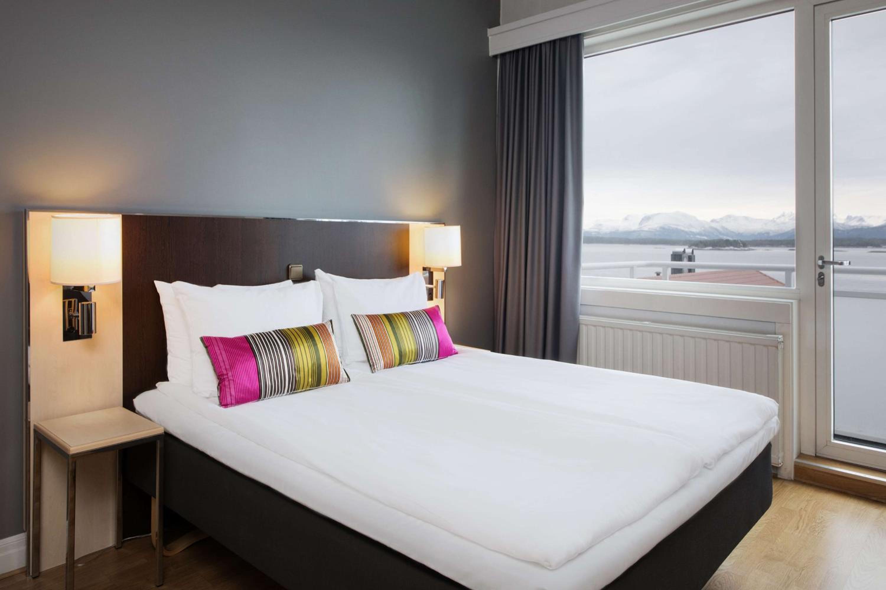 Standard King Room - Photo 1
