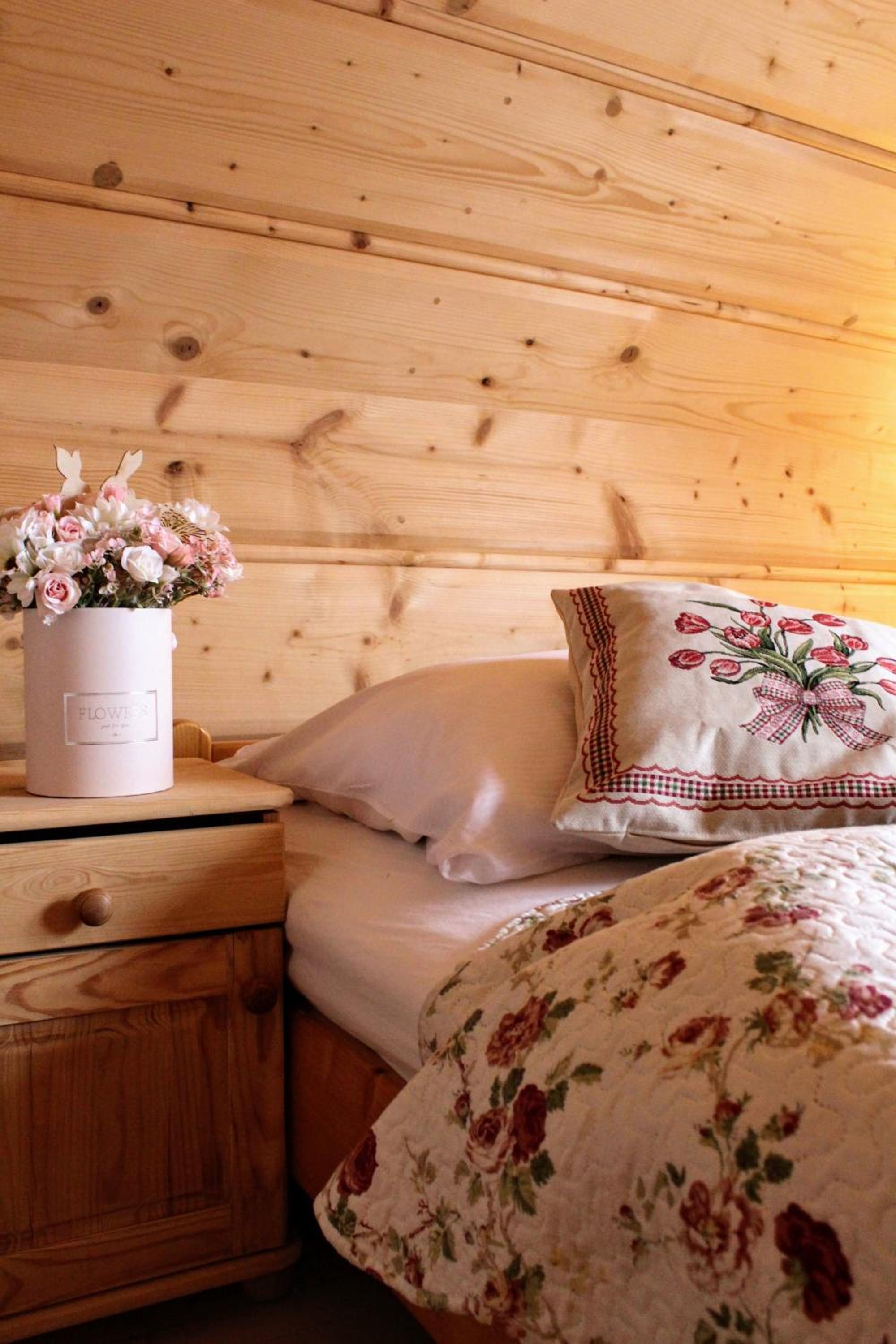 Two-Bedroom Chalet - Photo 9