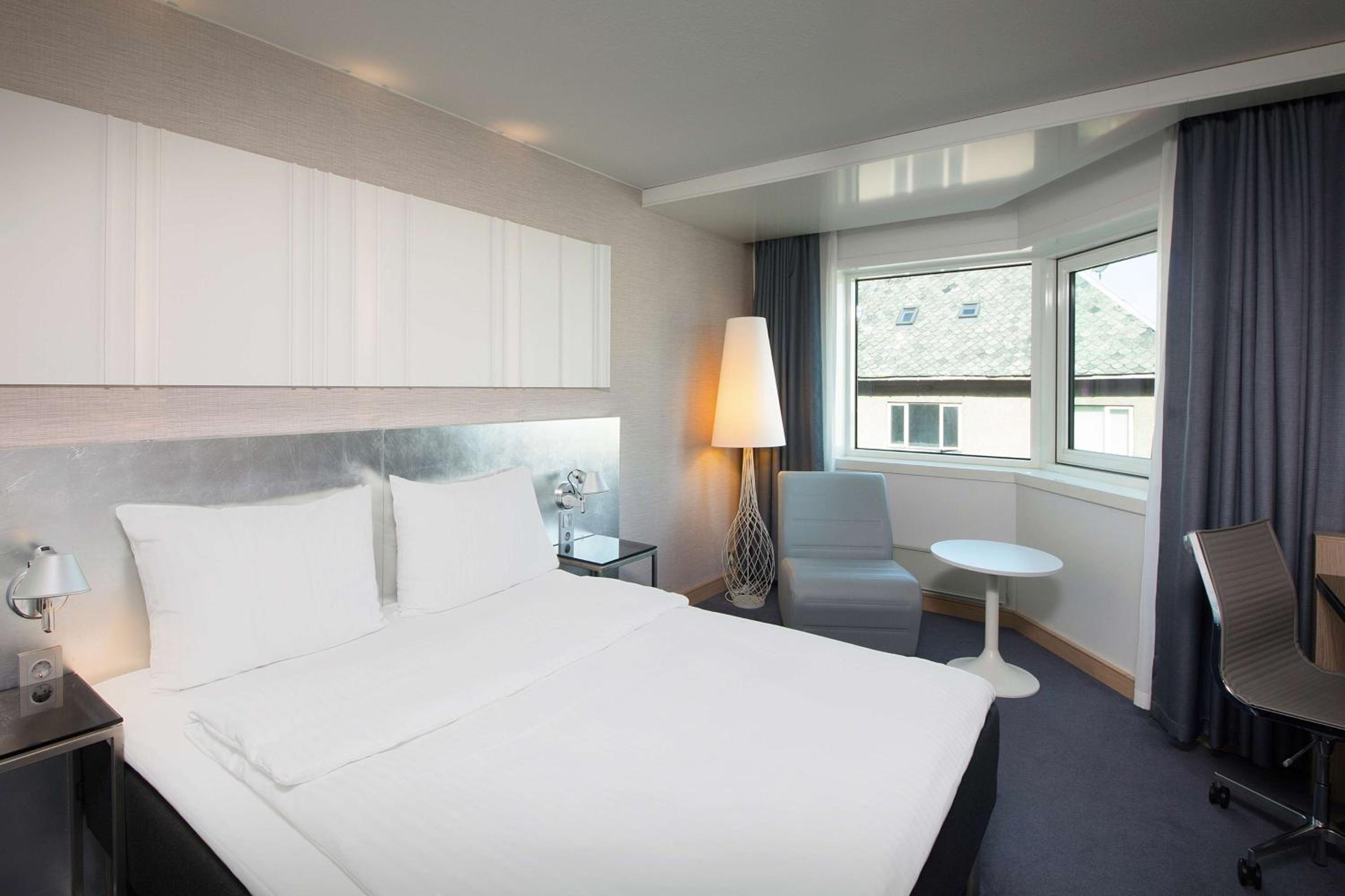 Standard Queen Room photo 1